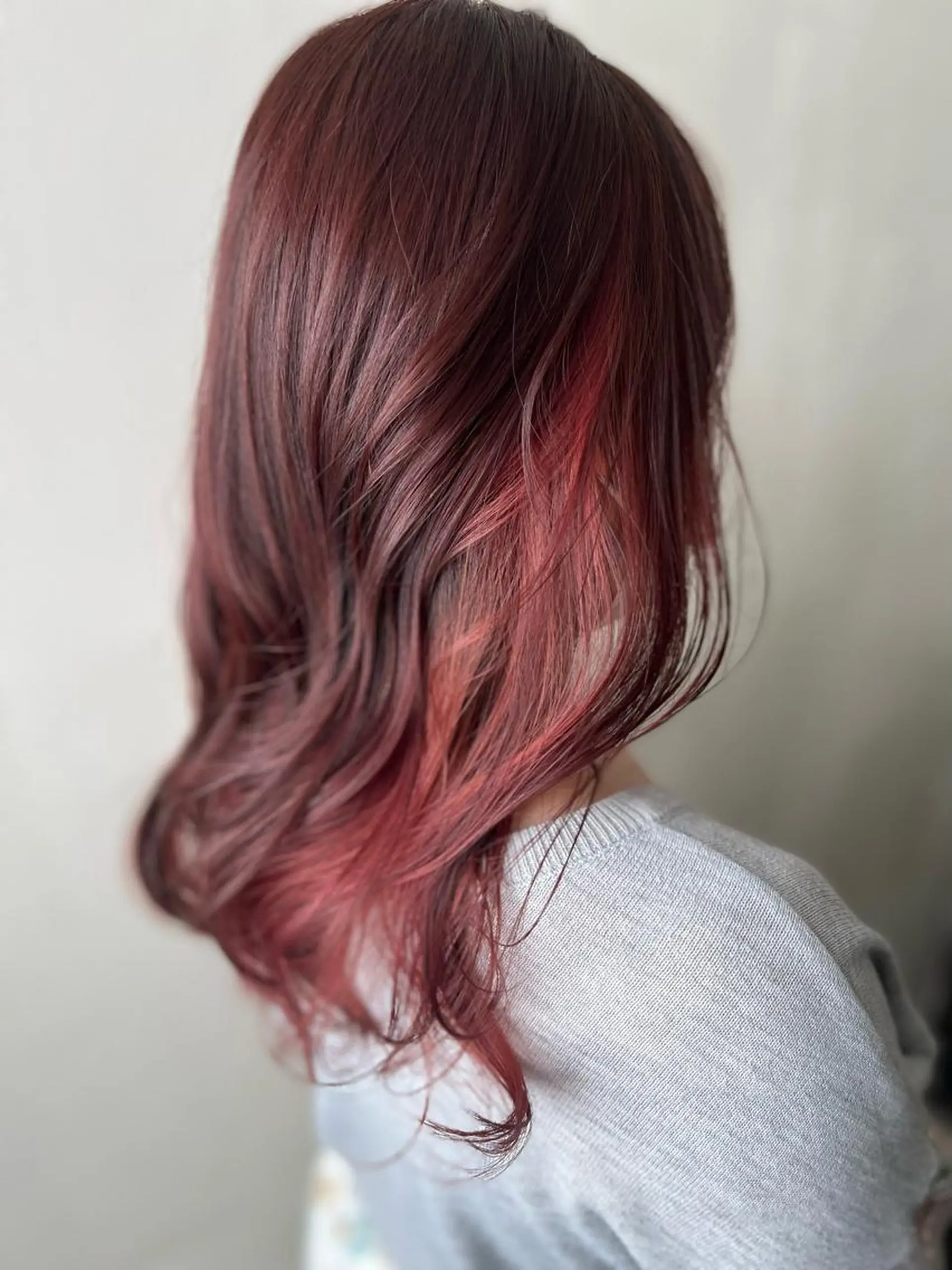 セミロング カラー ヘアカラー ⭐️ アユミ⭐️のヘアスタイル