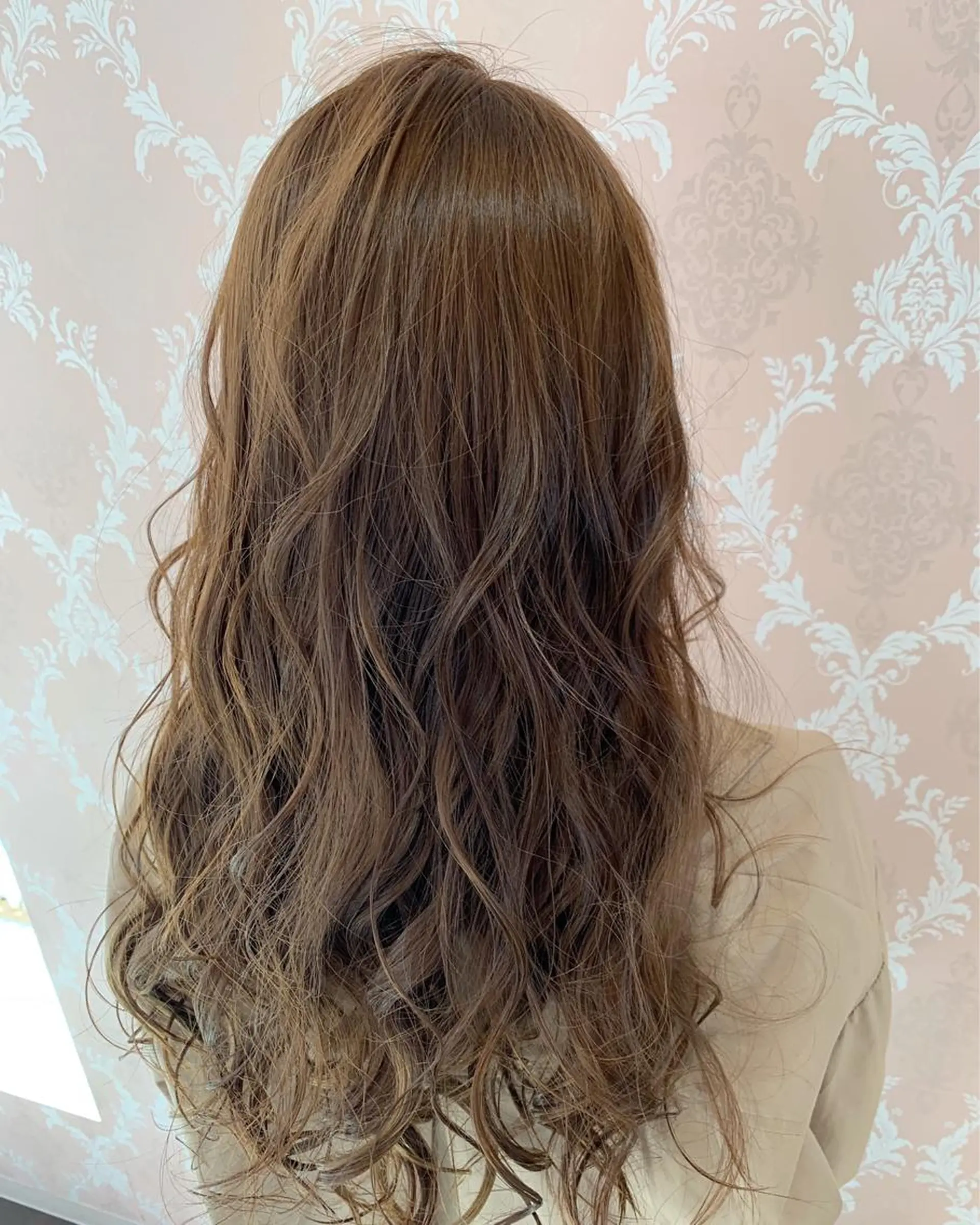 ロング カラー カット ヘアカラー トリートメント 工藤 勇樹のヘアスタイル