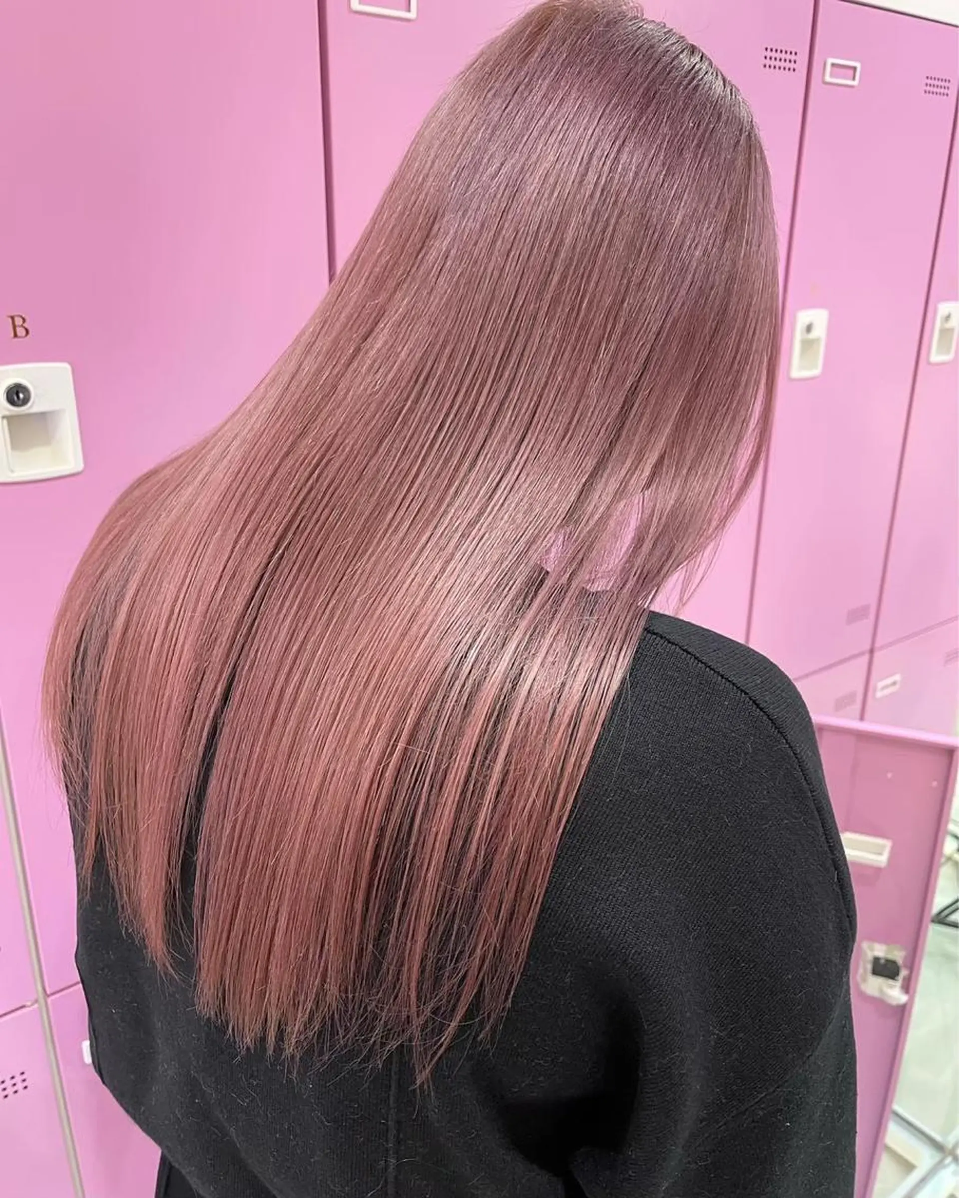 ロング トリートメント トリートメント ヘアセット レイヤーカット ハイトーンウエダのヘアスタイル