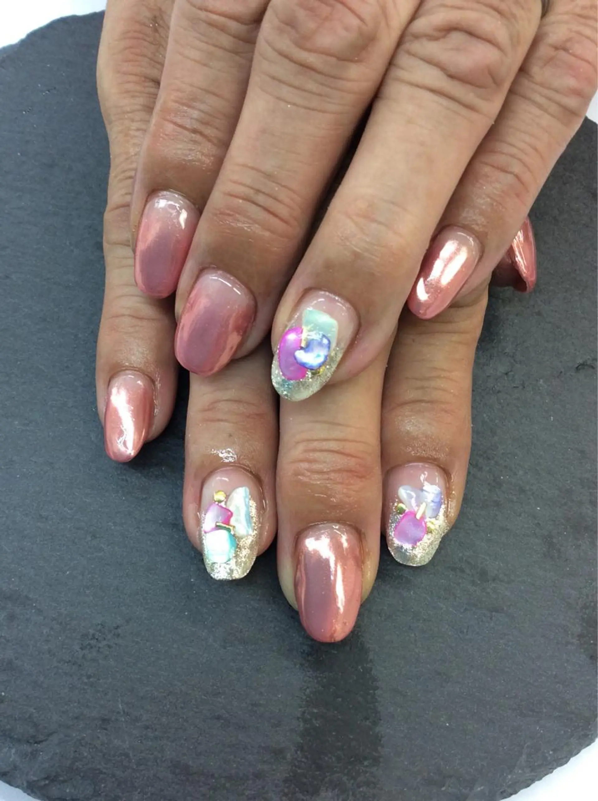 ネイル ミラーネイル ストーンネイル ハンドネイル esNail&eye イーズネイル＆アイのネイルデザイン