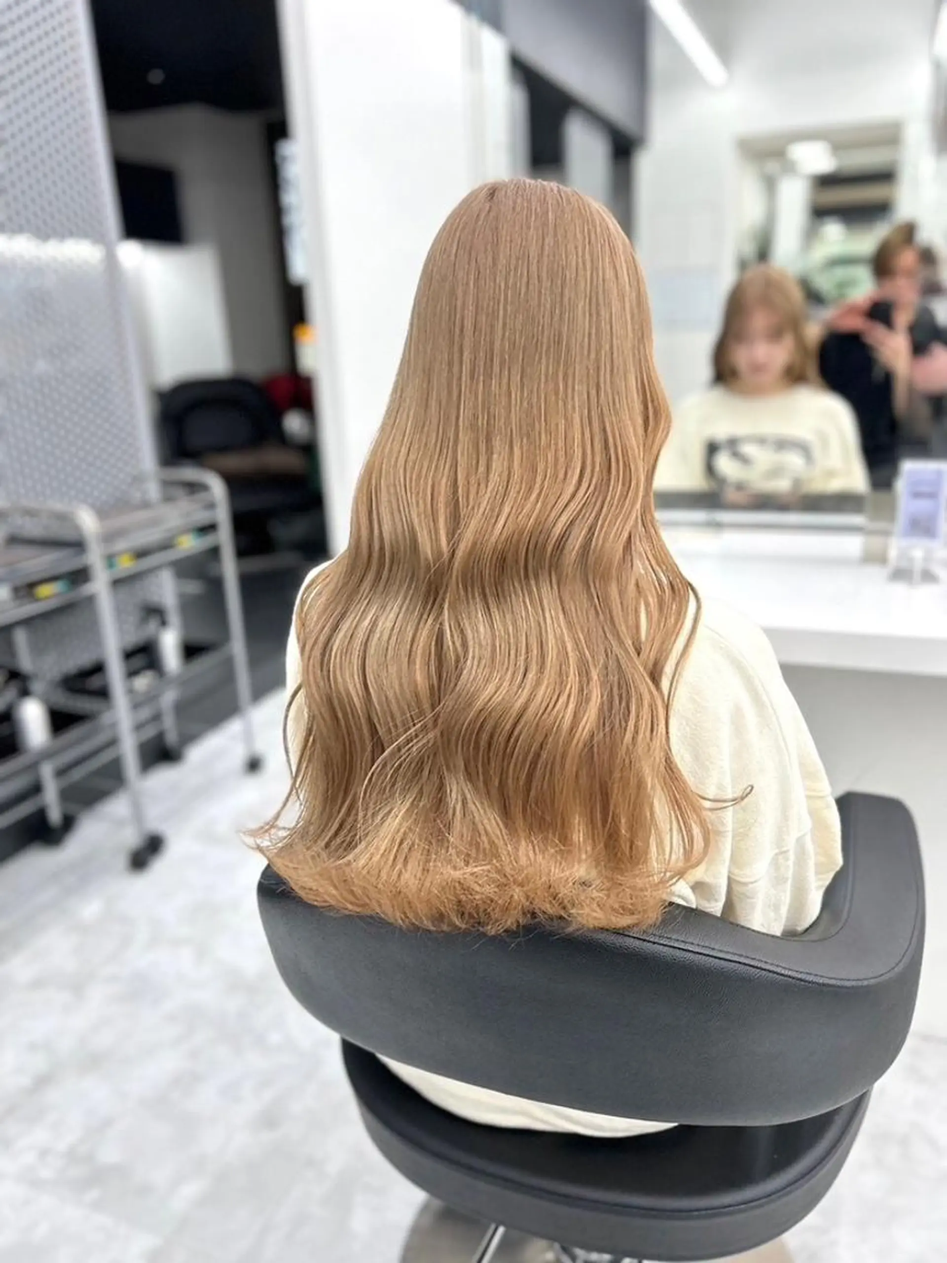 カラー ヘアカラー トリートメント ヘッドスパ ヘアセット 上品♡レイヤー/赤み なし🐏/TUNEのヘアスタイル