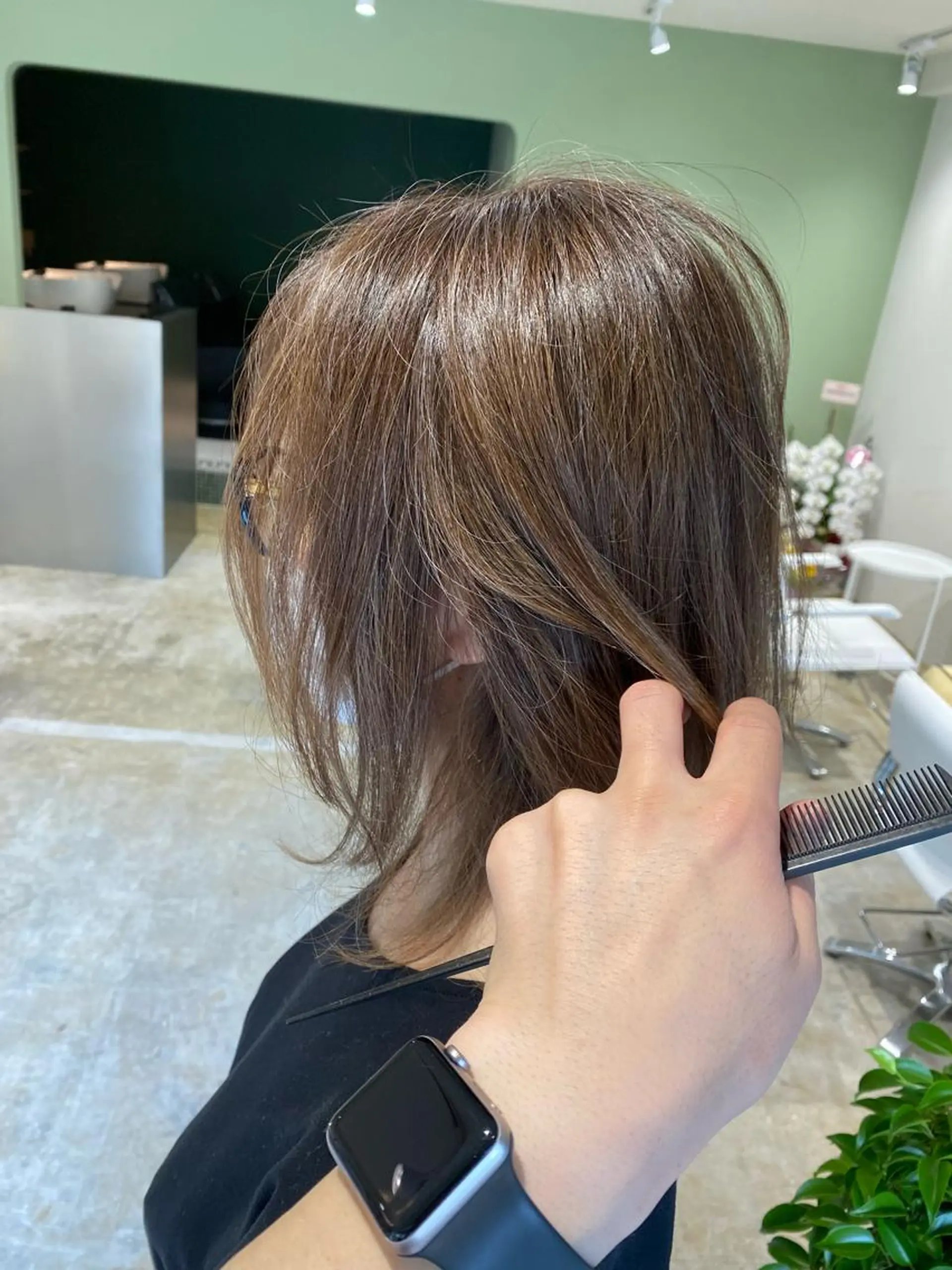 セミロング ハイライト Sabby所属・氏川洸希 パーマのヘアスタイル