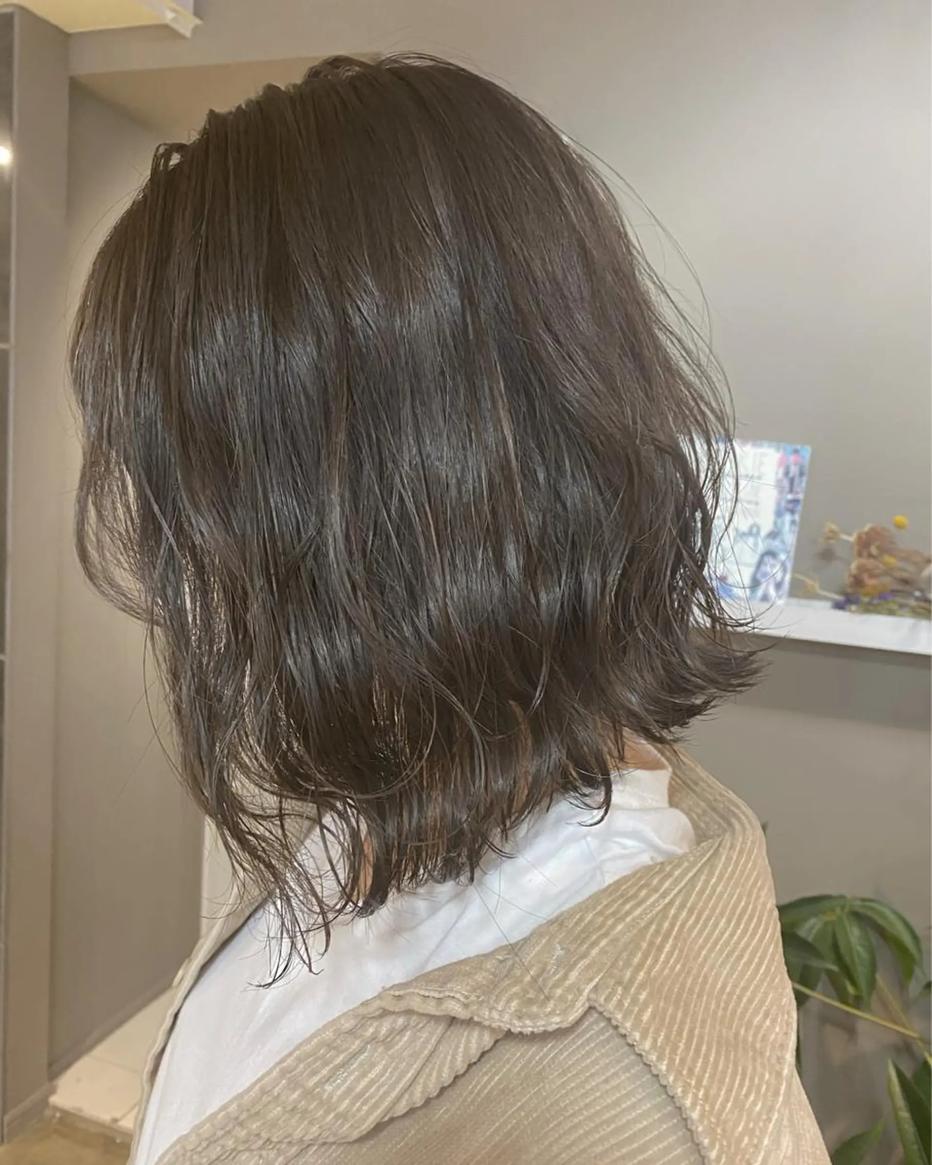 ミディアム カラー メンズ キッズ ネイル マツエク・マツパ カット トリートメント GO TODAY SHAiRE SALON所属・透明感カラー🤎 ゆりのヘアスタイル