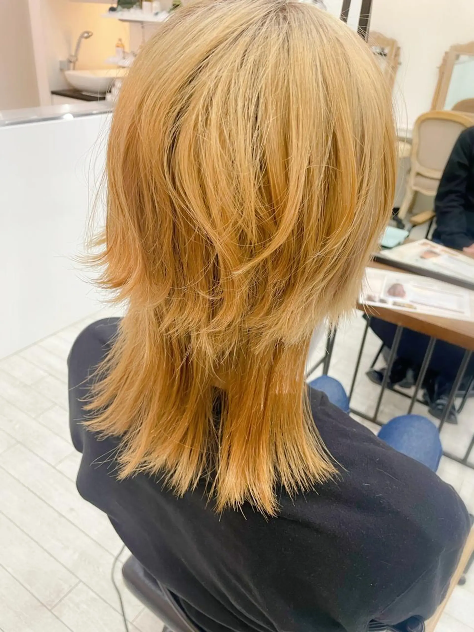 ミディアム メンズ saito .のヘアスタイル