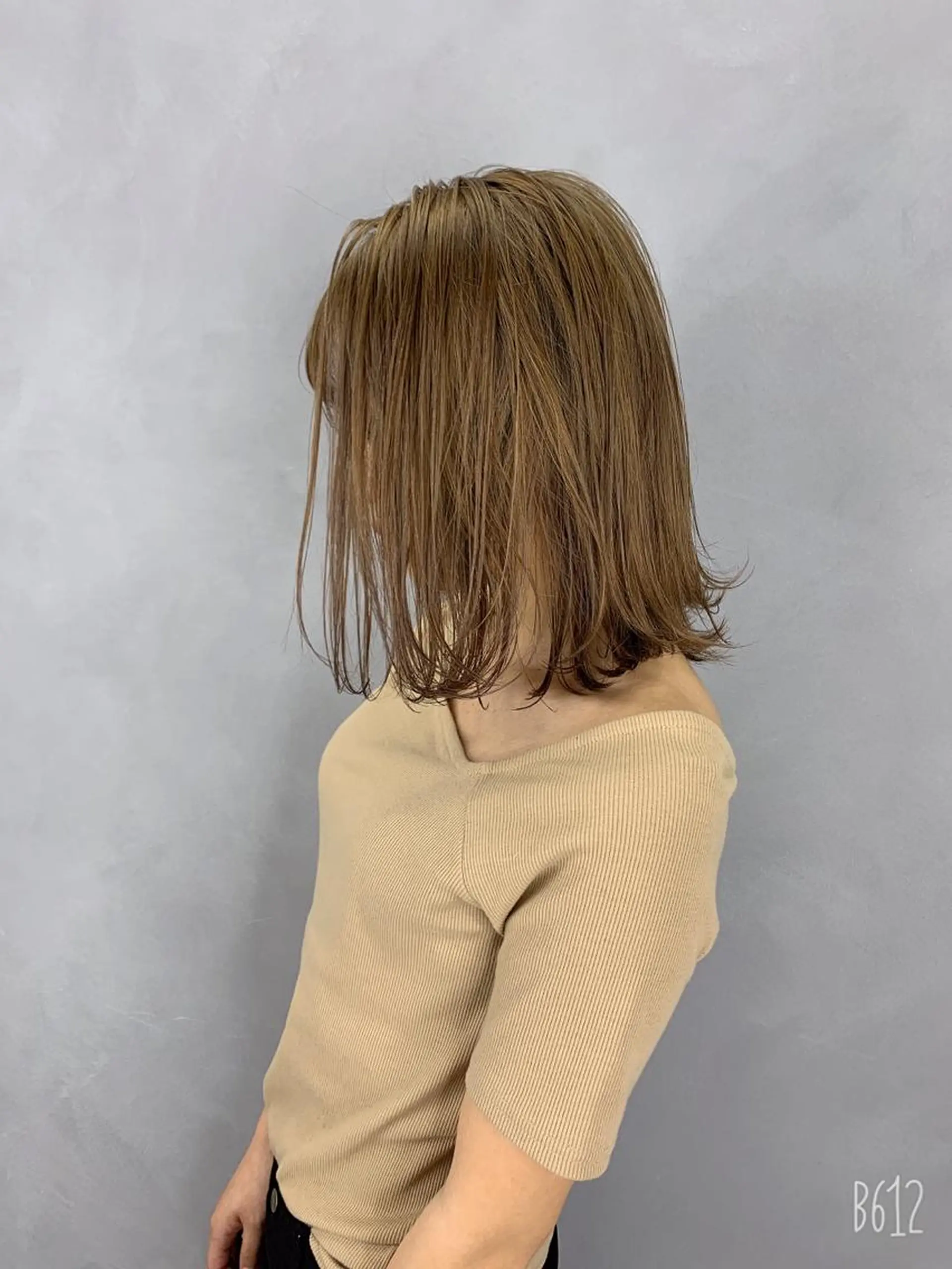 ミディアム 💫カットはなんでも 得意です✂️のヘアスタイル