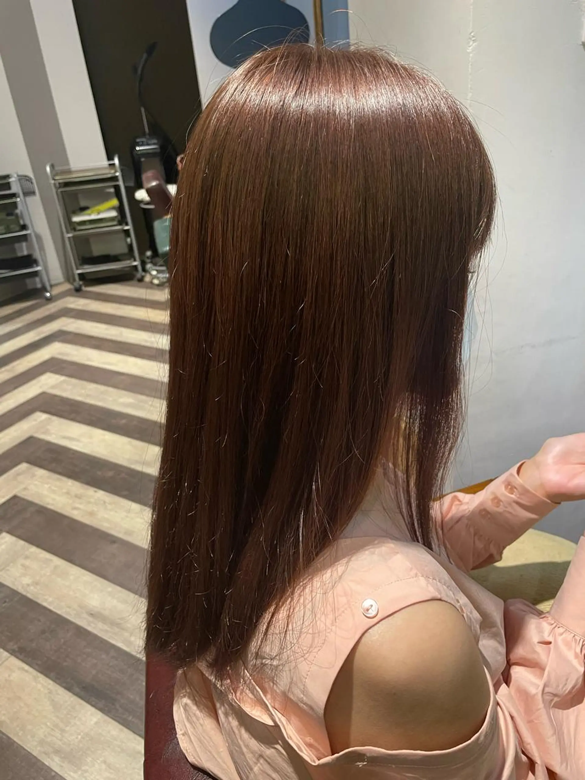 カラー ベージュカラー ラベンダーカラー 内藤 すずなのヘアスタイル