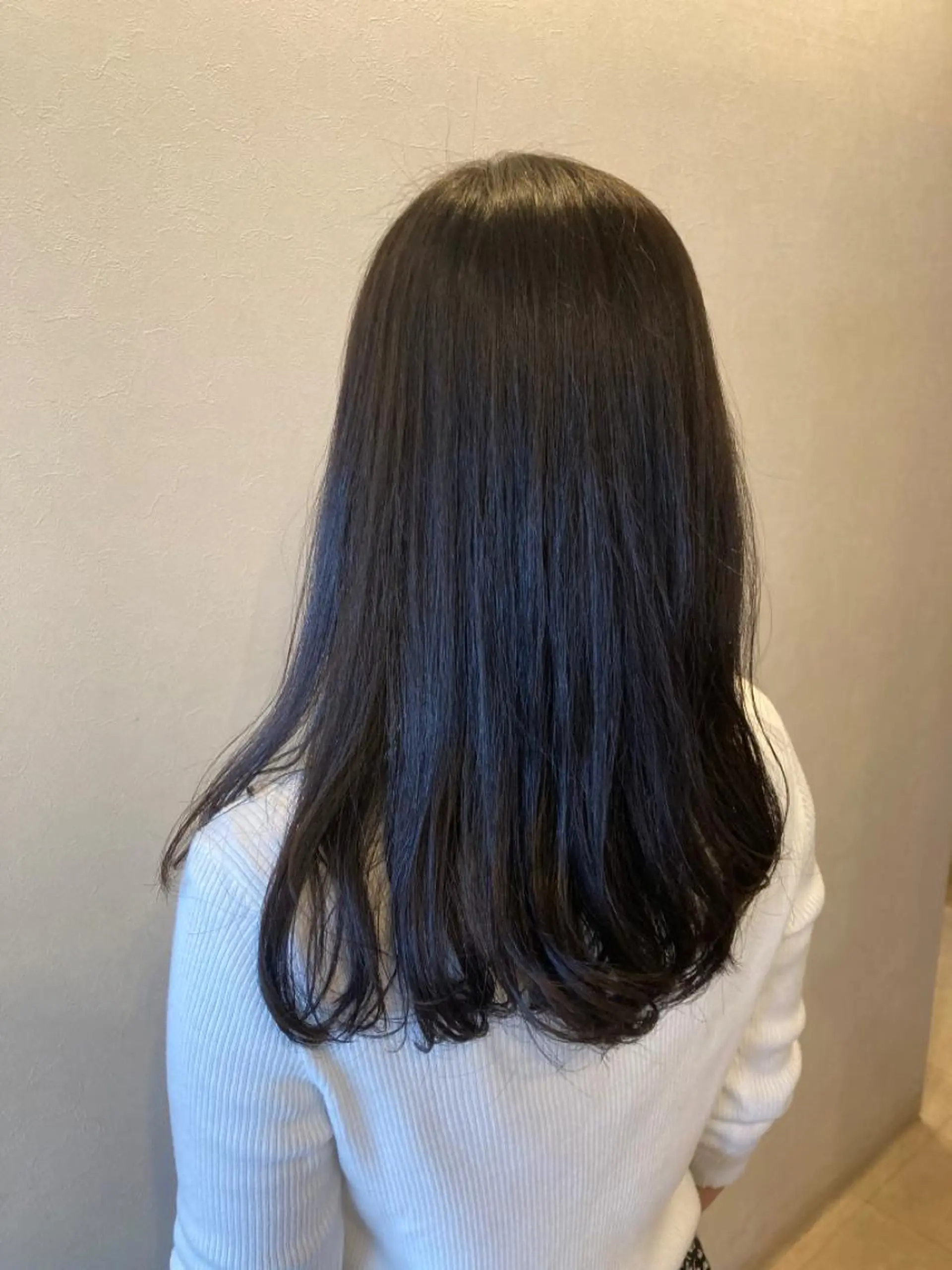 ロング 酸性ストレート 美容室 Jフィドルファドル所属・わきた かずなのヘアスタイル