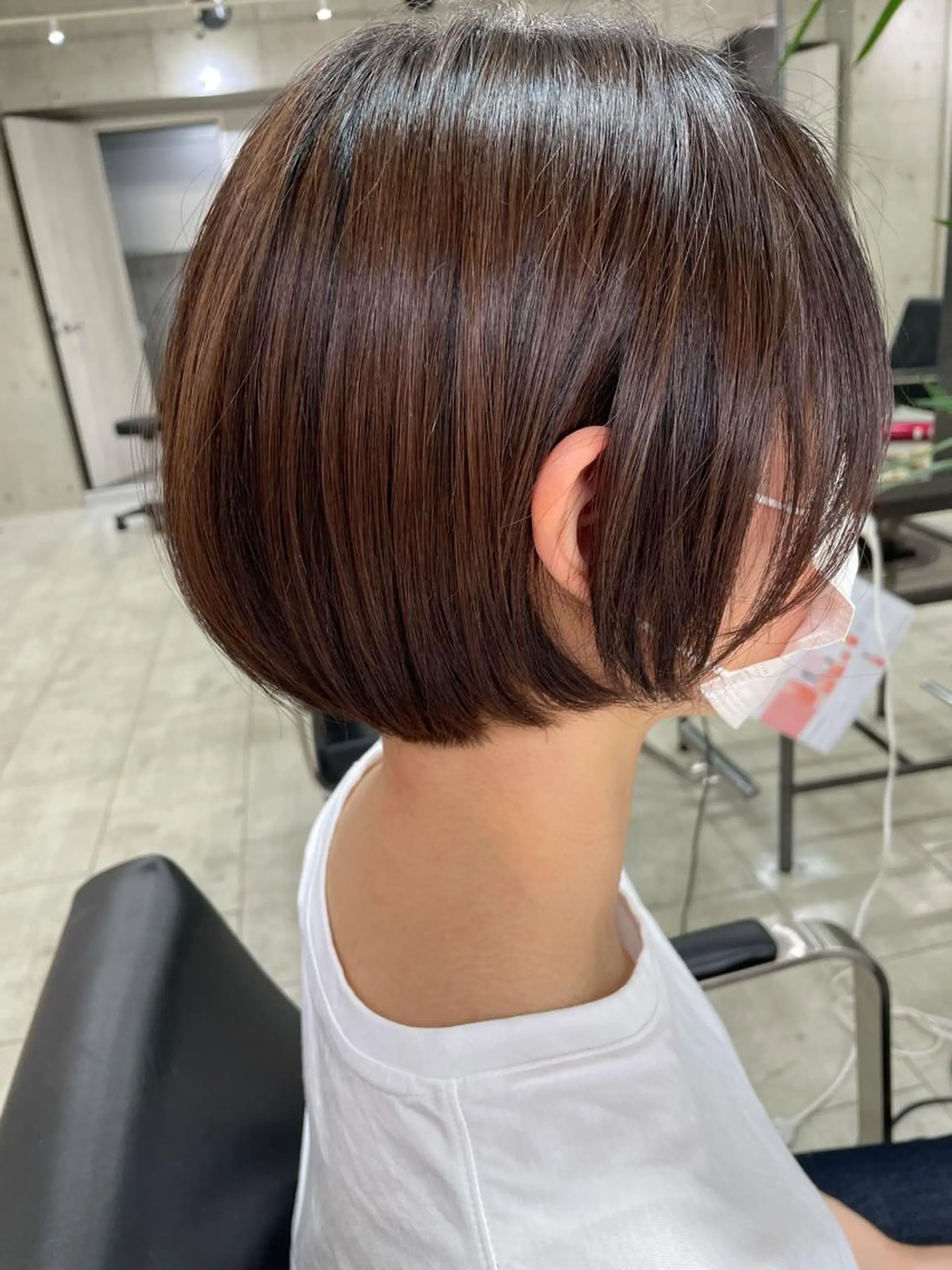 ショート Kvell&Co.所属・ハイトーン カラーのヘアスタイル