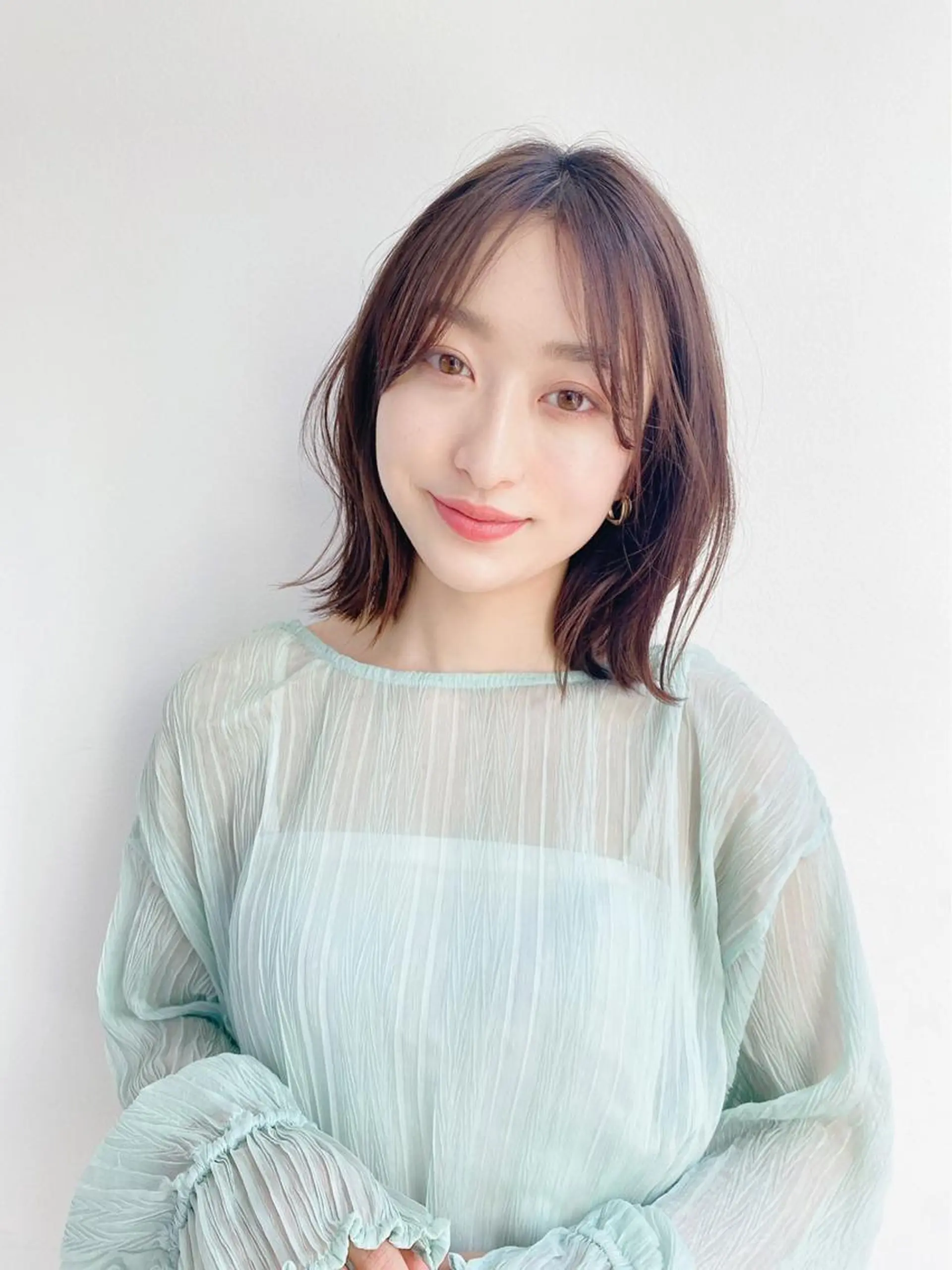 ミディアム ボブ 小顔カット 外ハネヘア カット ヘアカラー k-two  esora 池袋店所属・土佐 優奈のヘアスタイル