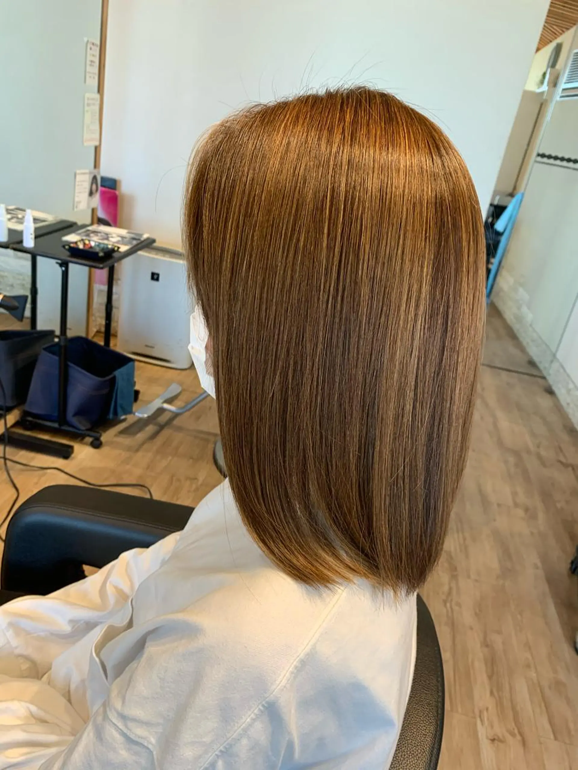 ミディアム カラー ハイライトカラー ハイライト ヘアカラー 大久保 隆蔵のヘアスタイル