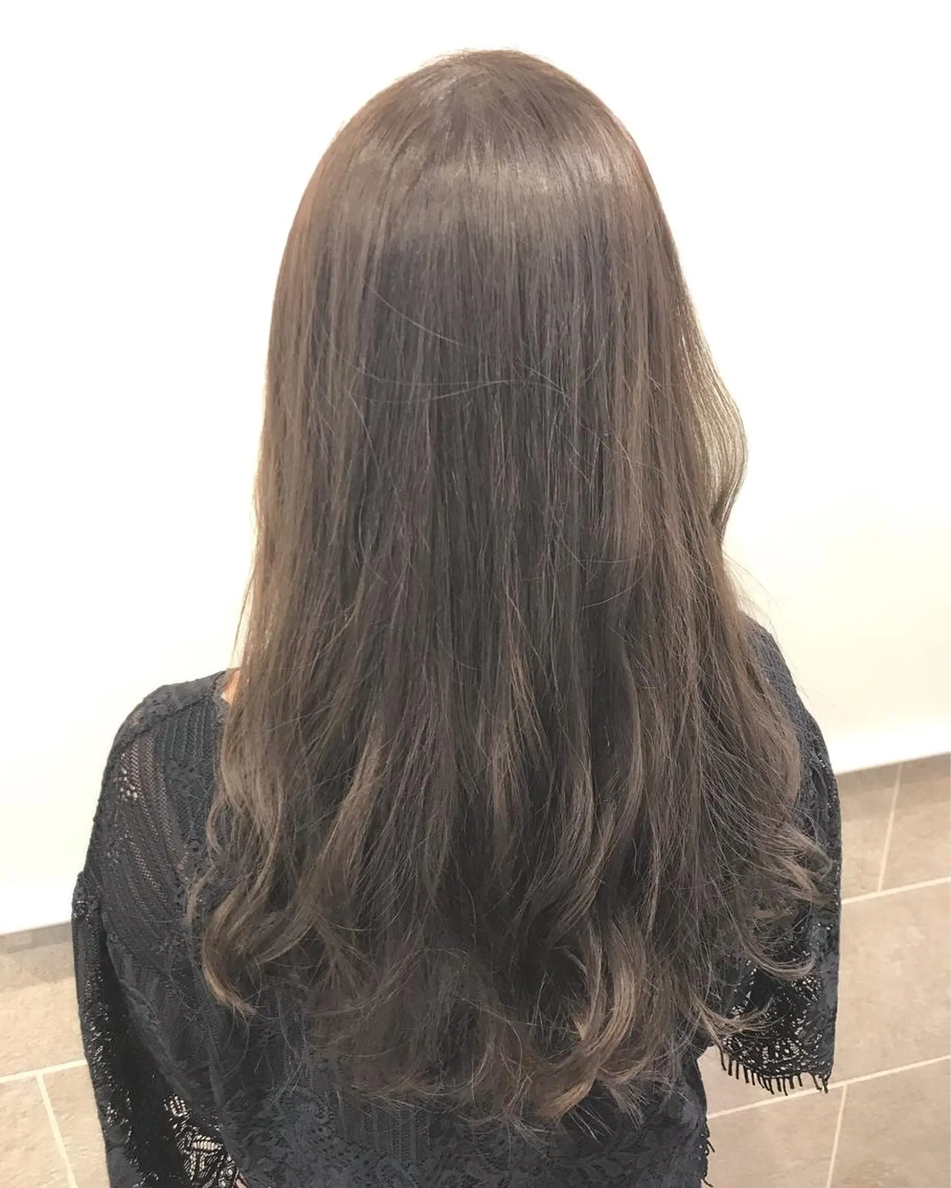 セミロング カラー アッシュ ラベンダーカラー ラベンダーアッシュ 平尾 拓也のヘアスタイル
