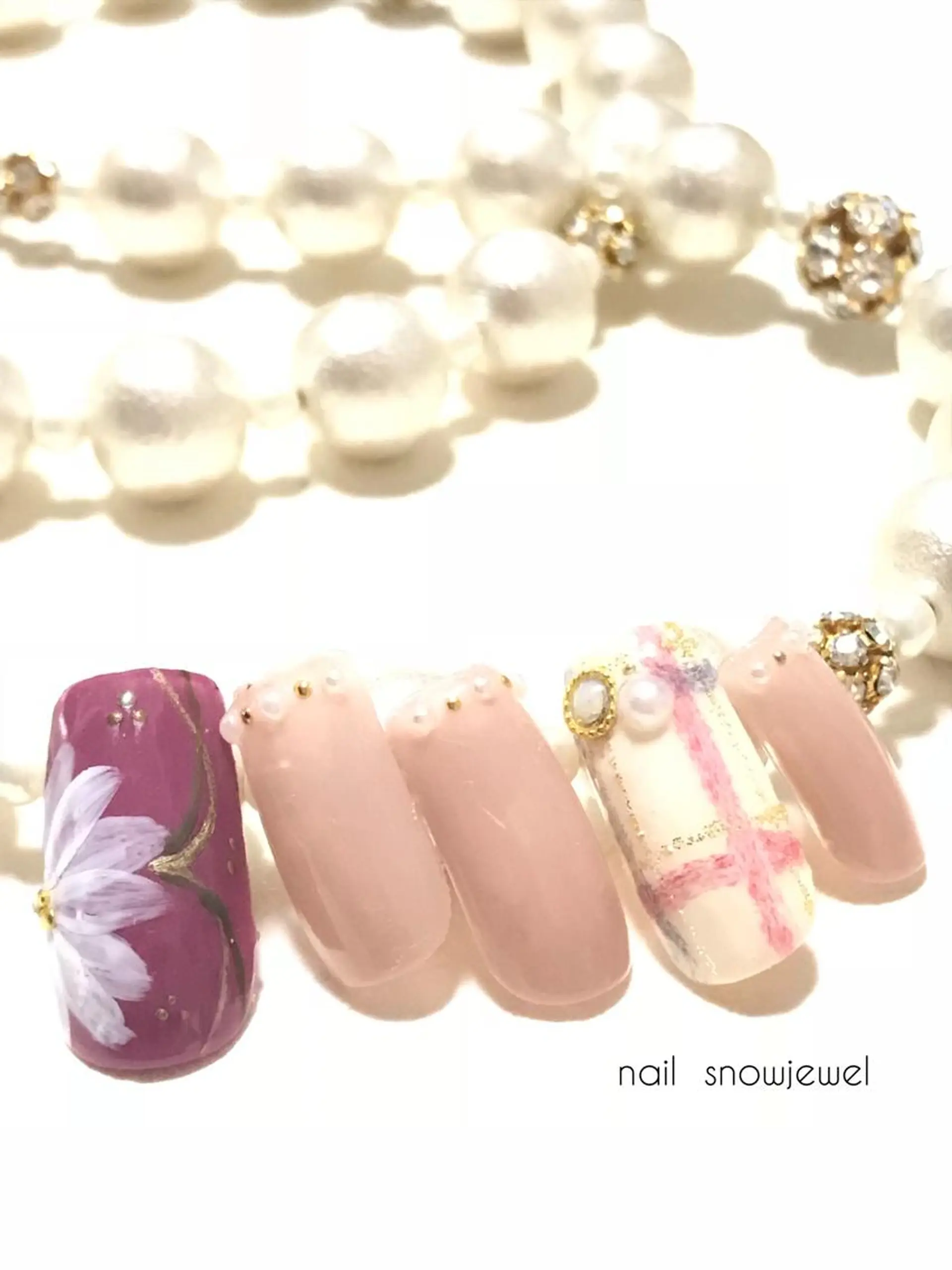 ネイル フラワーネイル nail snowjewelのネイルデザイン