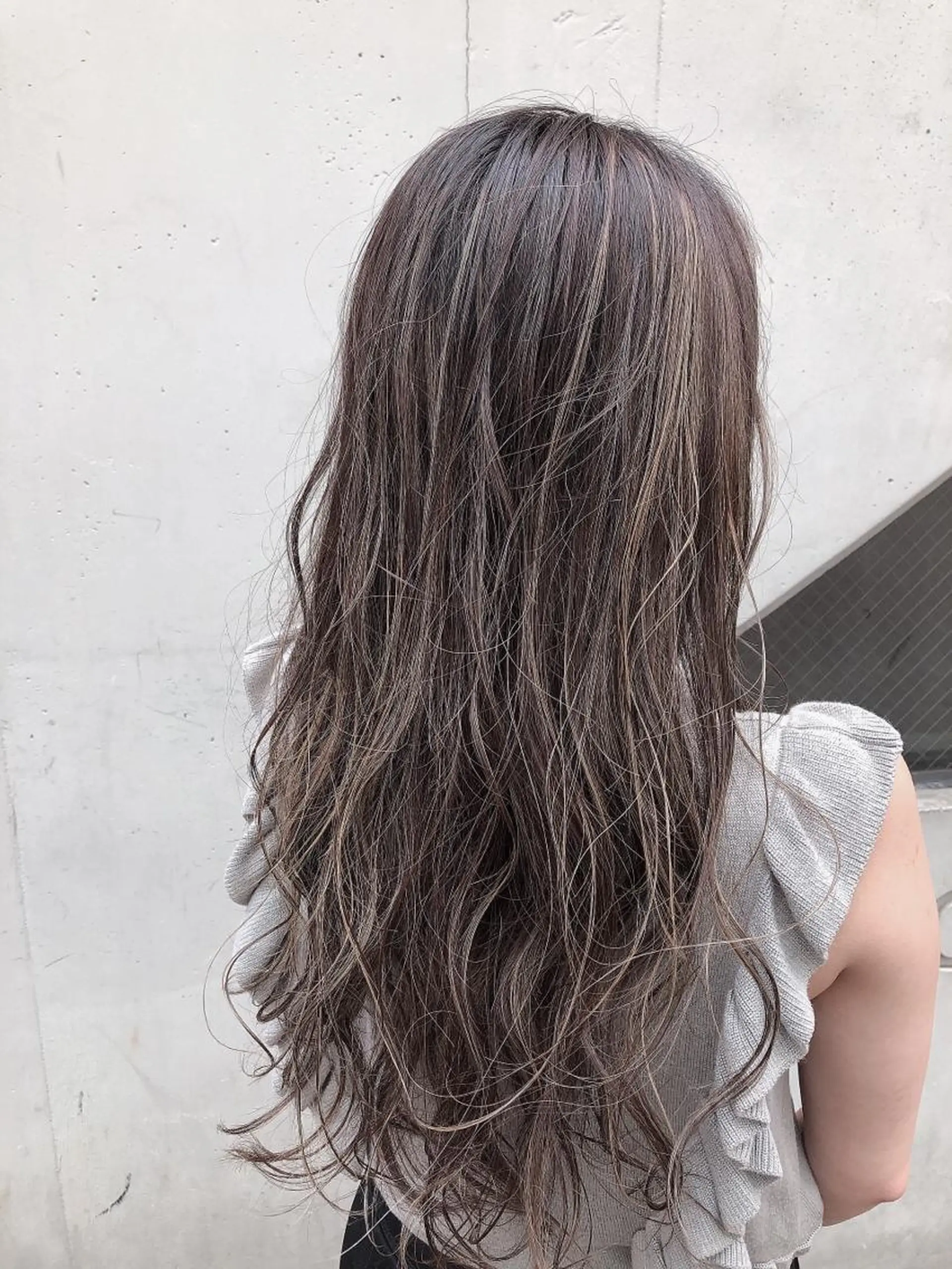 ロング カラー カット ヘアカラー トリートメント 浦山 和之のヘアスタイル
