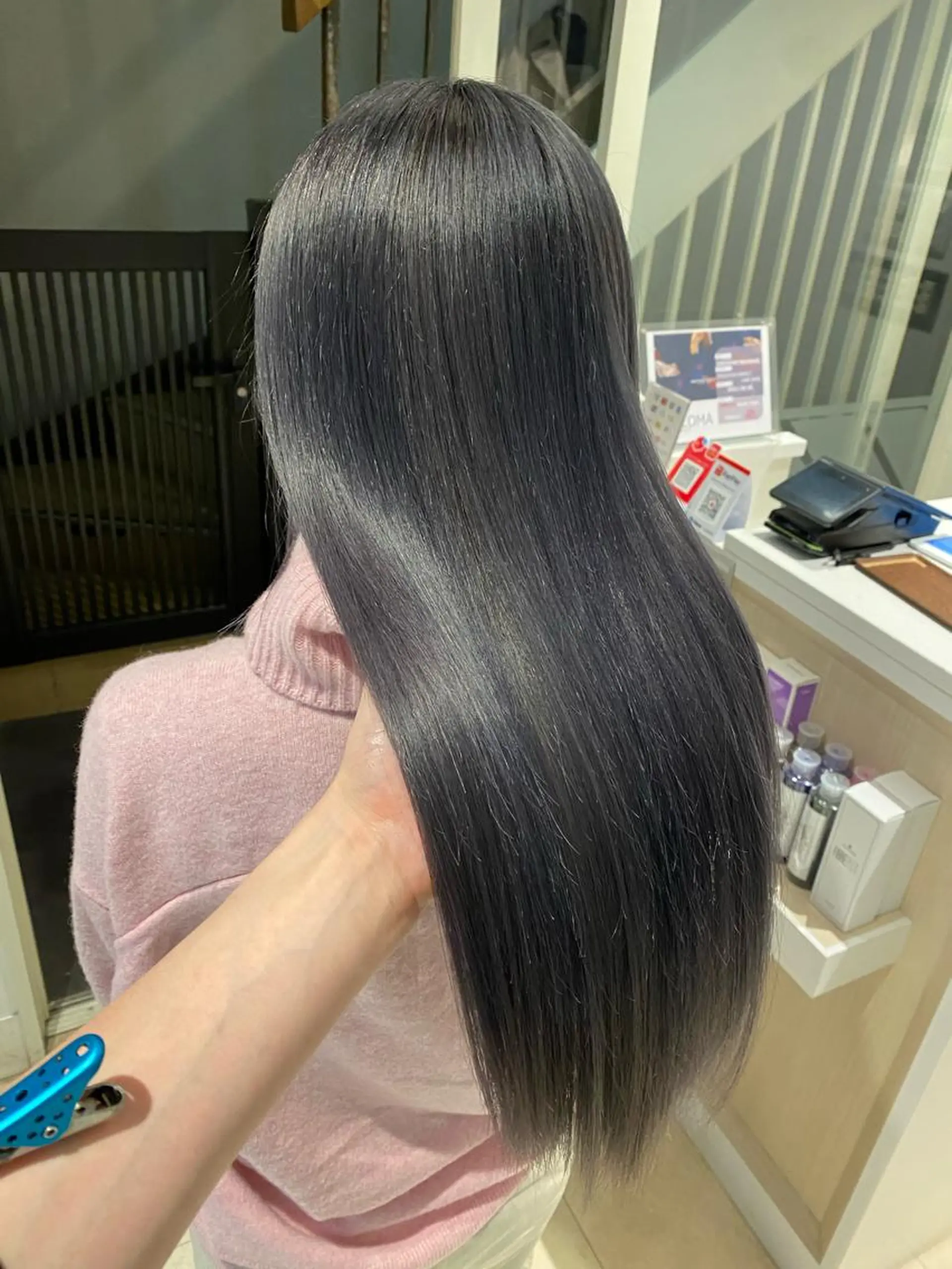 ロング カラー TACE新宿所属・おさない りくのヘアスタイル