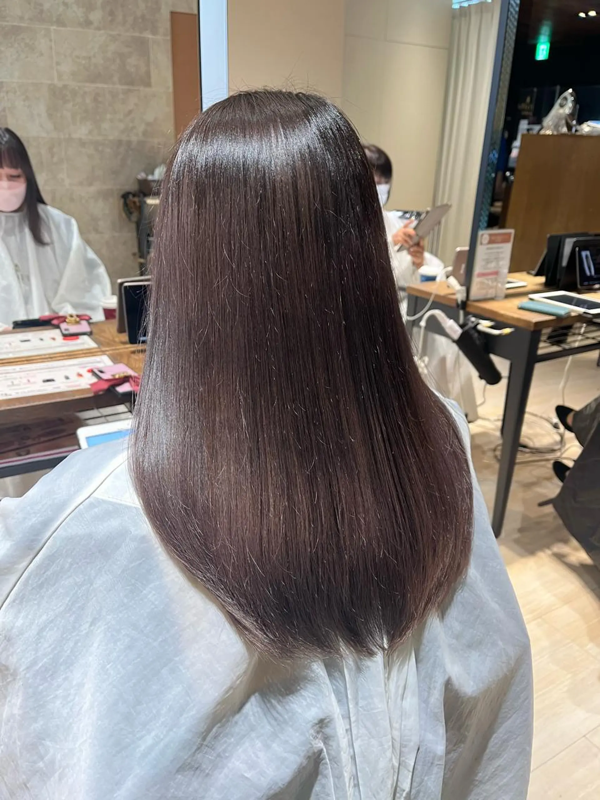 ロング カラー ブリーチ ブラウンカラー 透明感カラー デザインカラー ブリーチなしカラー 早朝セット☀️ レイヤー/Momoのヘアスタイル