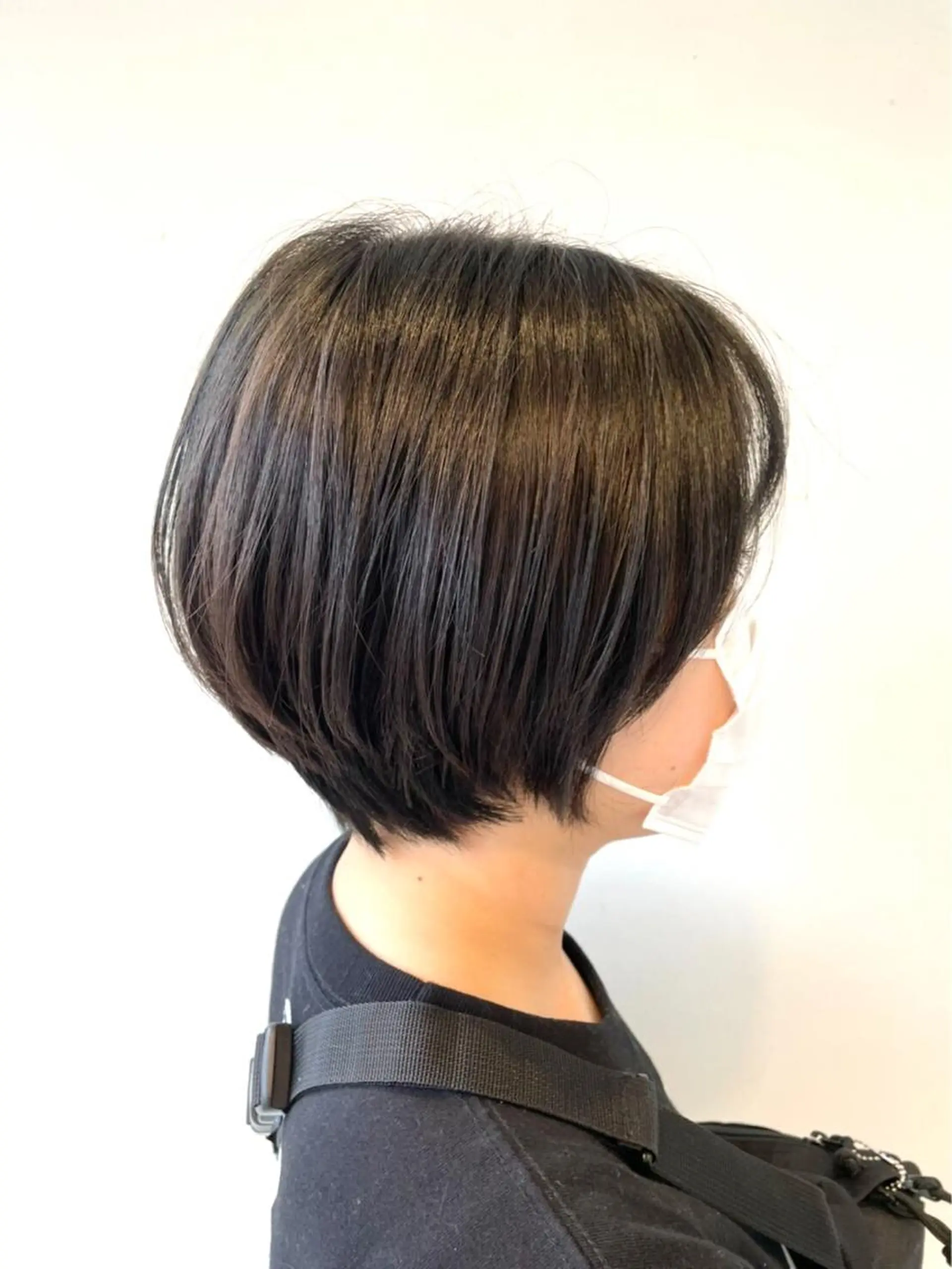 ショート カット 縮毛矯正 トリートメント 岩谷 愛依のヘアスタイル