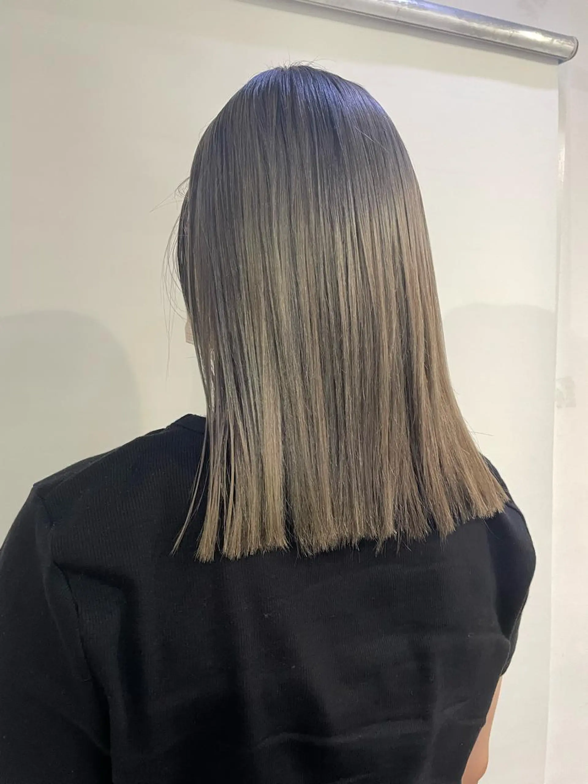 セミロング カラー silo所属・silo MOKA 顔周りカット🦦のヘアスタイル