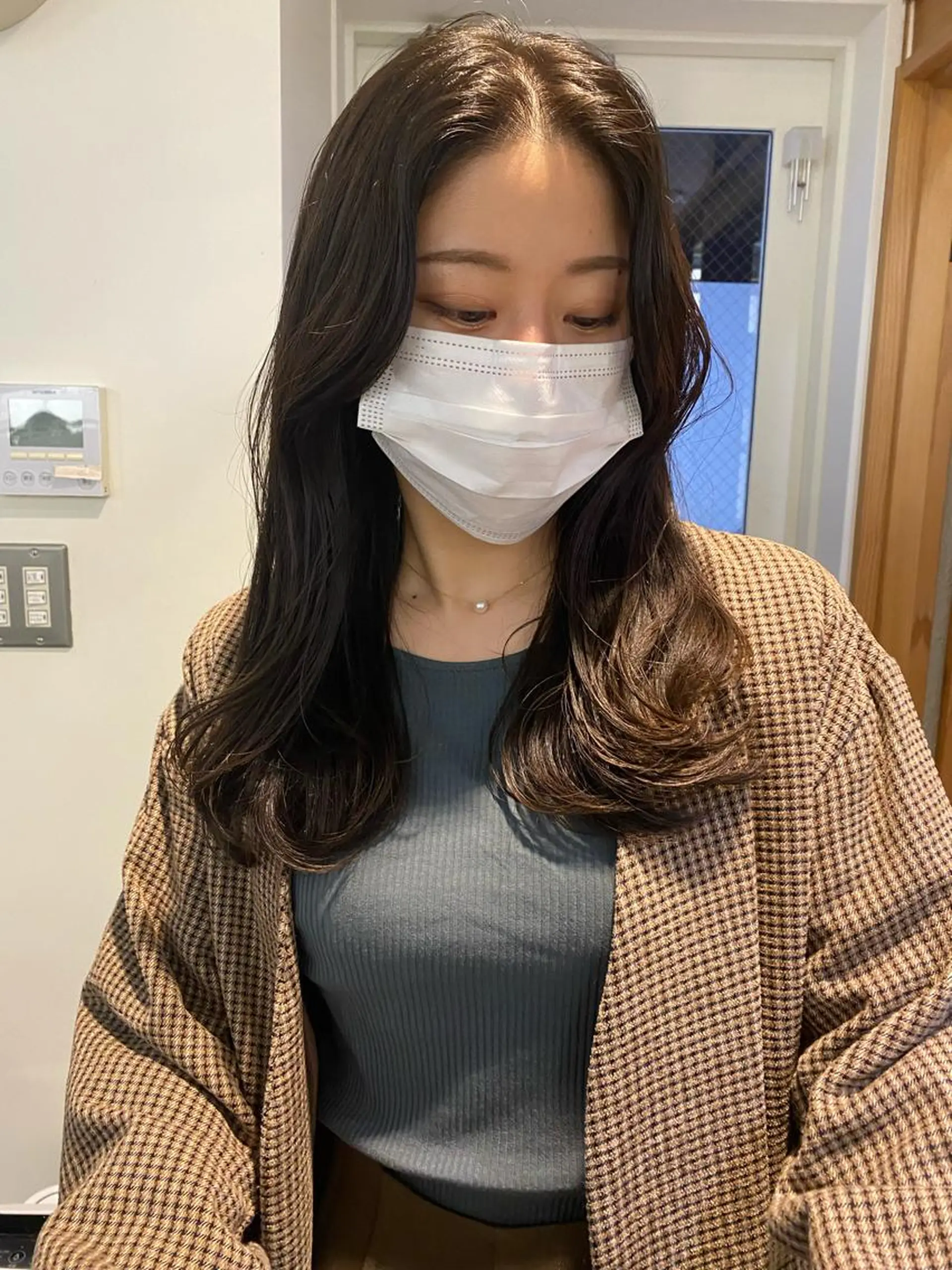 セミロング レイヤーカット ヘアカラー トリートメント 艶髪💫透明感カラー 🕊まやのヘアスタイル