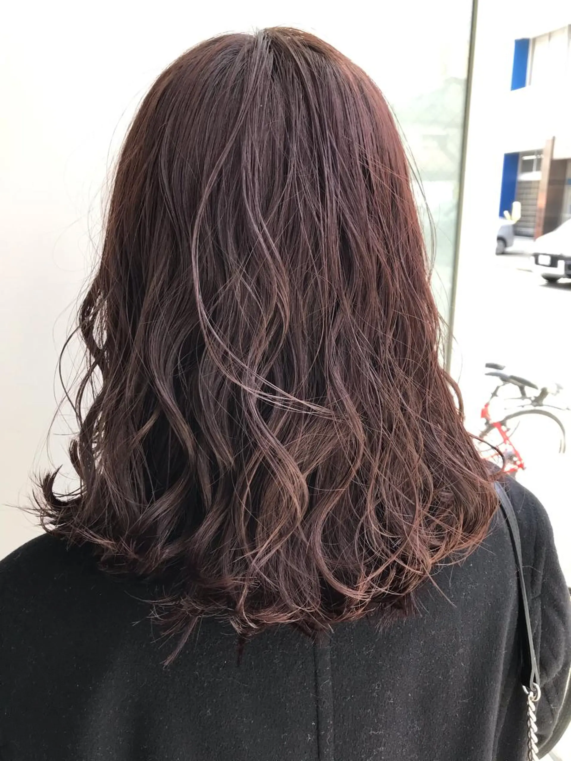 ミディアム カラー ベージュカラー ピンクカラー ピンクベージュ カット ヘアカラー トリートメント 久保亮太 /大人ショートのヘアスタイル