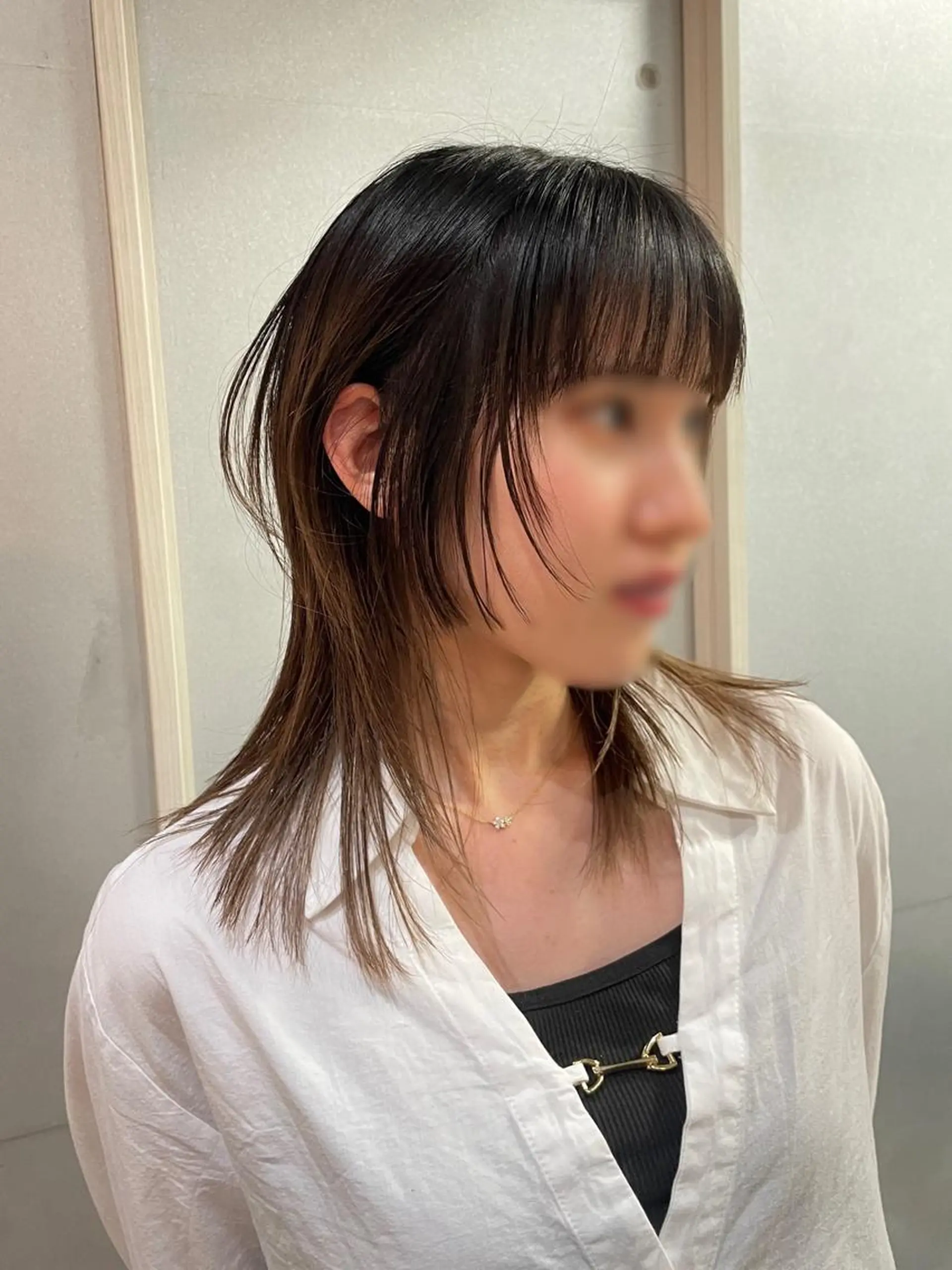 セミロング ハッシュカット 韓国風ヘア カット レイヤーハッシュカッ トカラー専門美容師のヘアスタイル