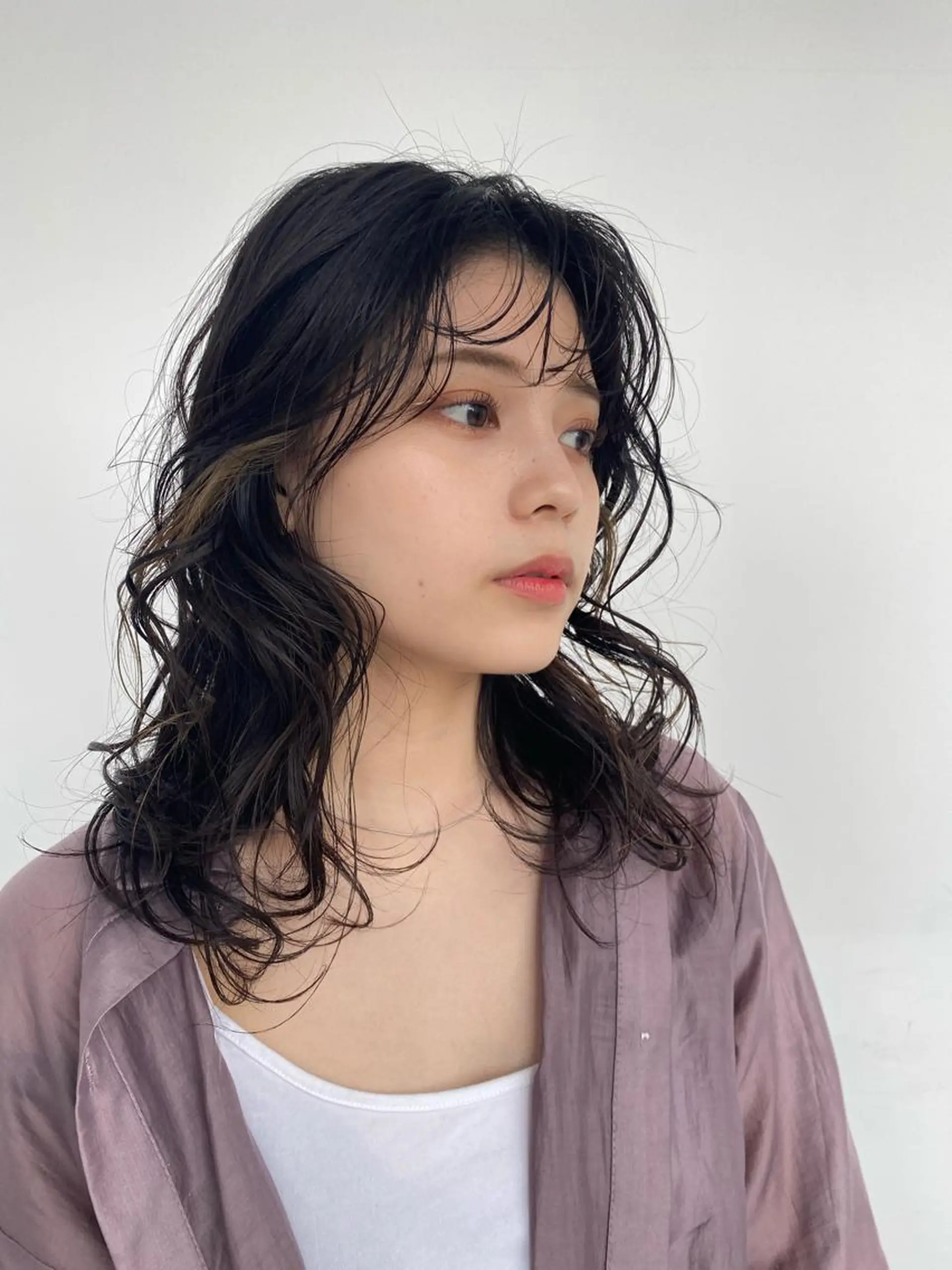 ロング パーマ パーマ 韓国風レイヤーカット 🍒サンジキ アカリのヘアスタイル