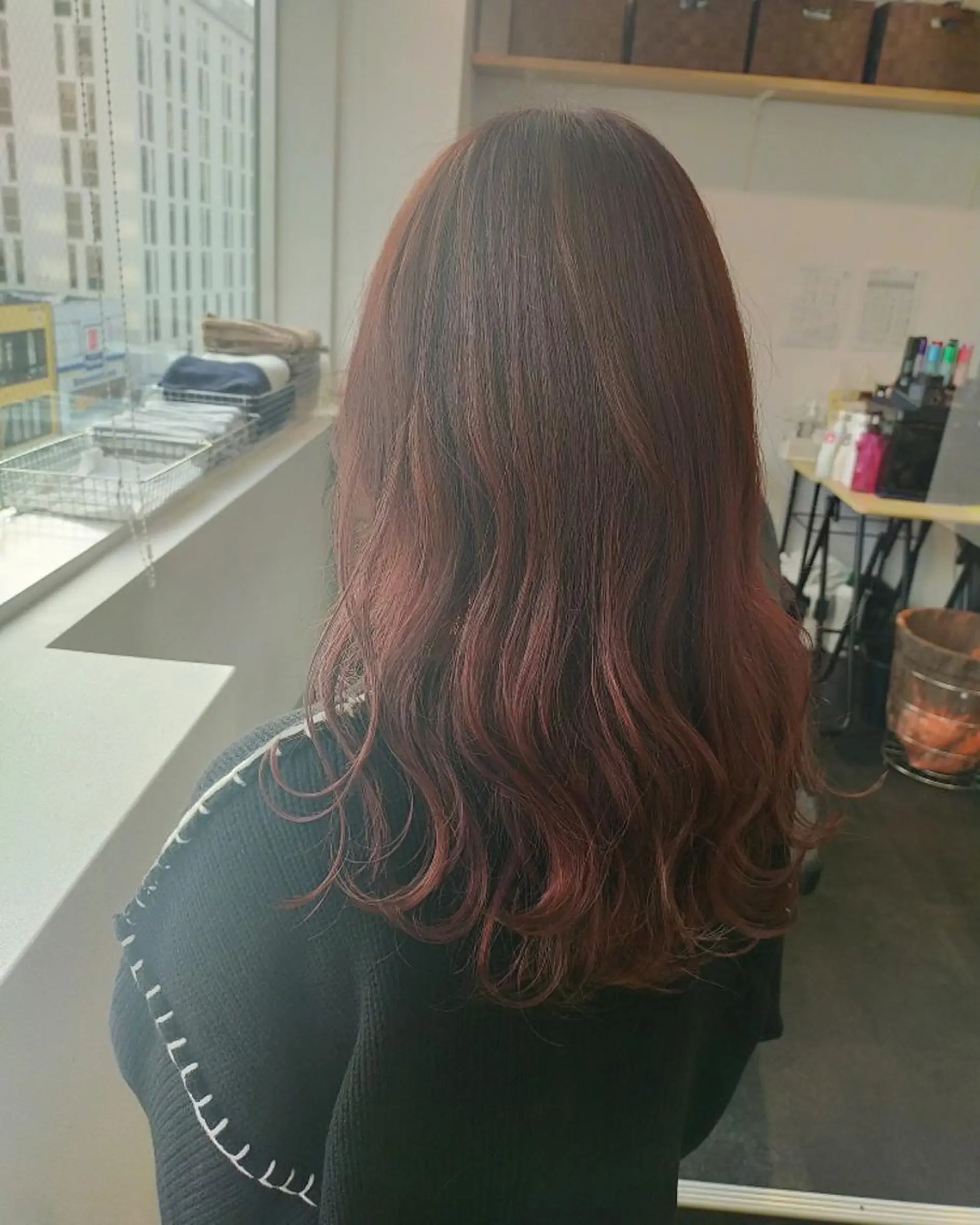 カラー セミロング JIL BLAN 京都所属・RU RIのヘアスタイル