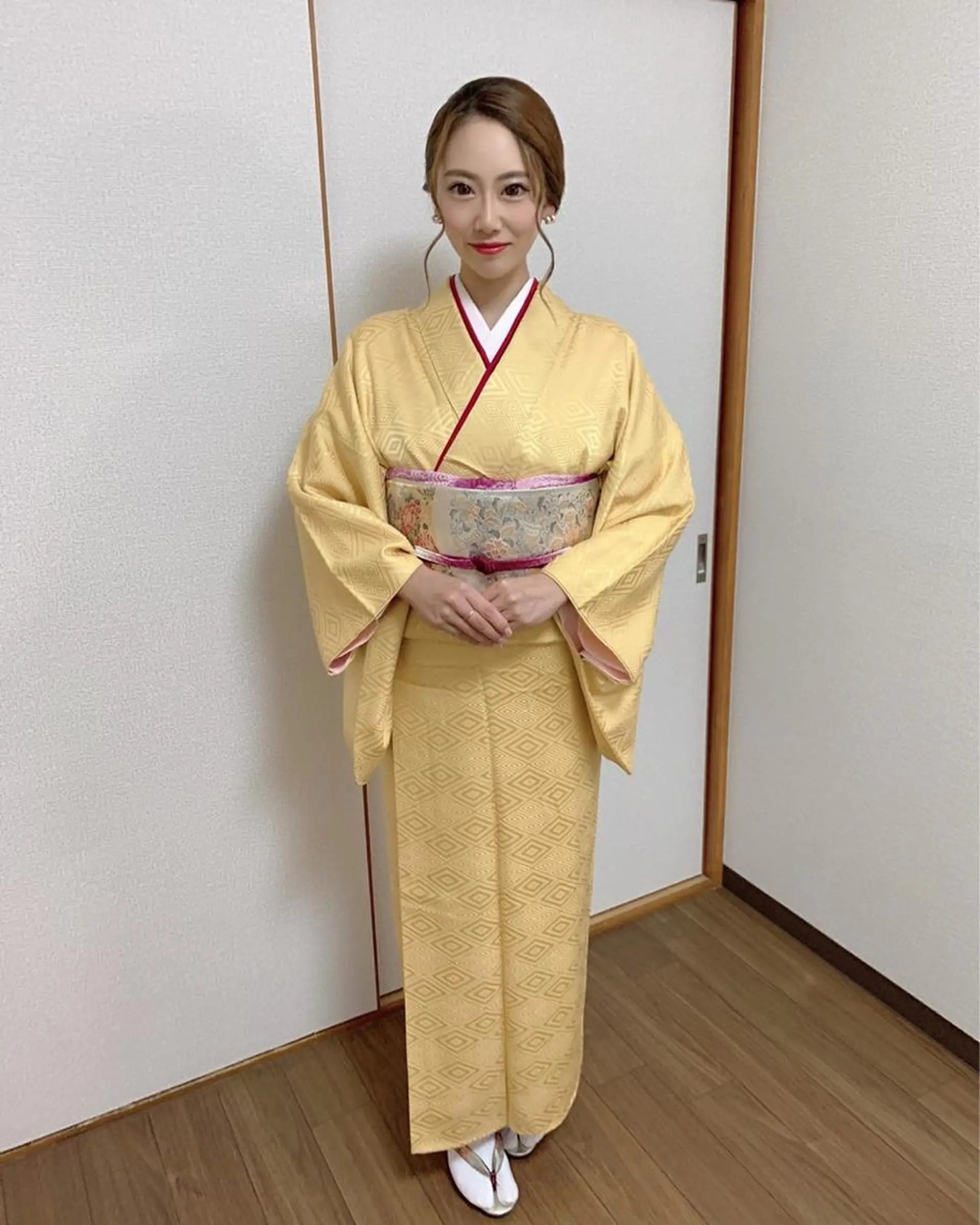 ロング ヘアアレンジ 浴衣 着付け KANA カナのマツエク・マツパデザイン