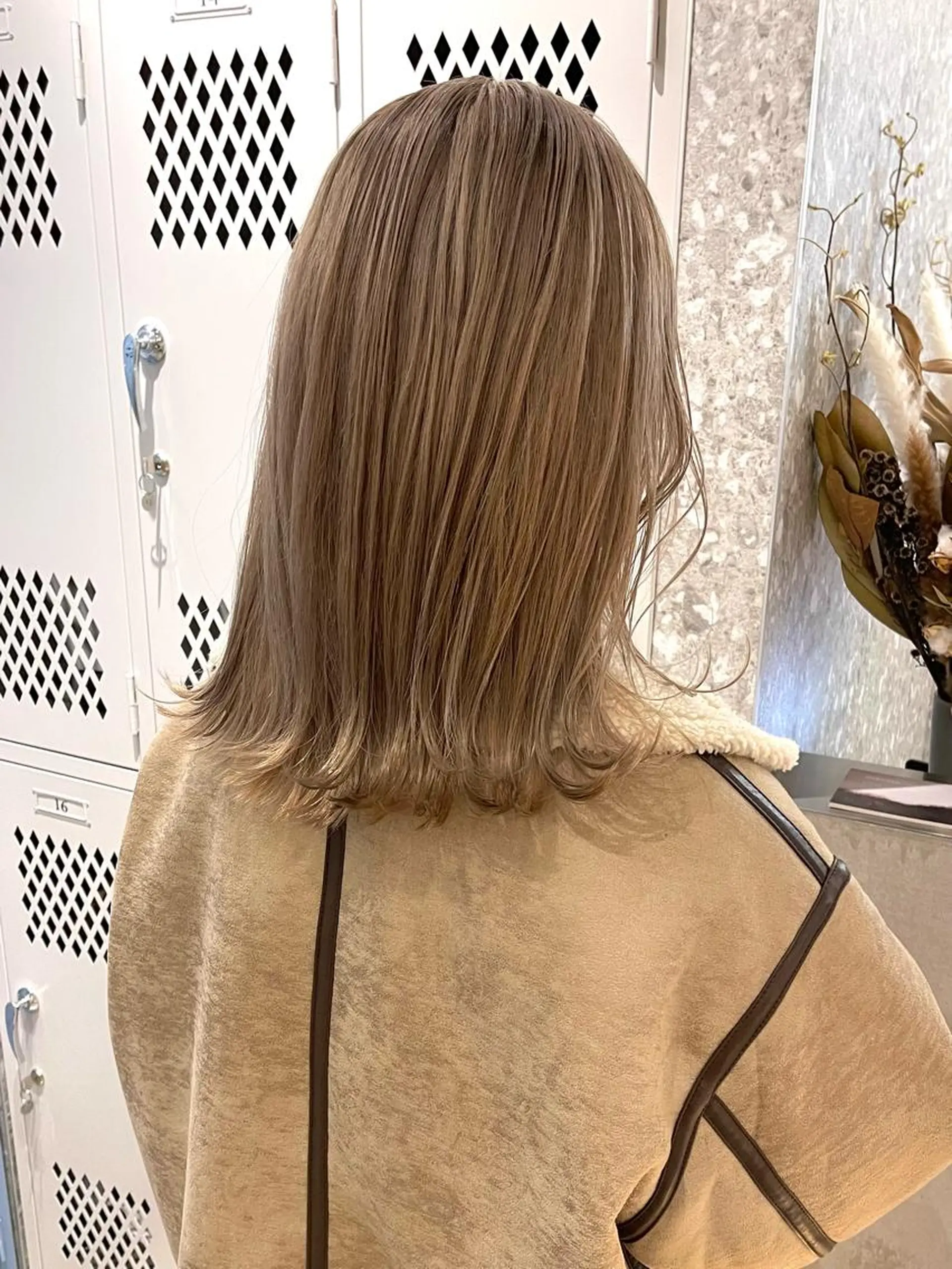 セミロング ボブカット 💎坪谷のヘアスタイル