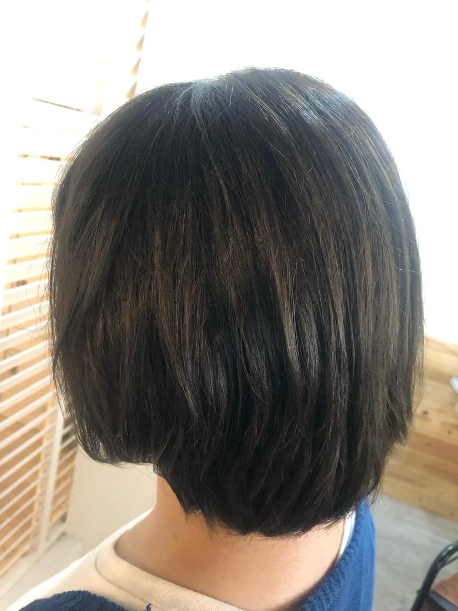 ショート カラー 髪質改善&ブリーチ 伊勢 祐一郎のヘアスタイル