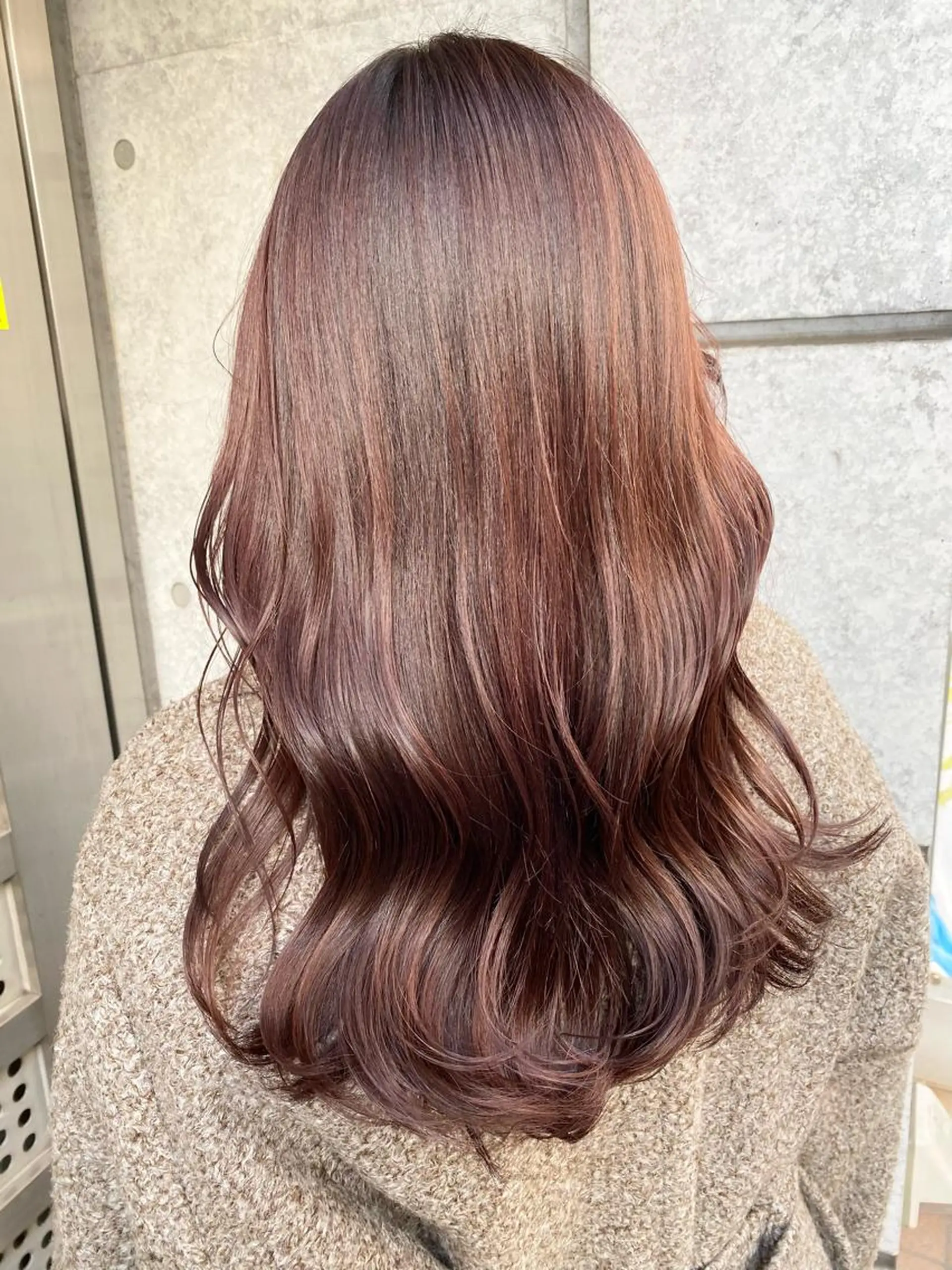 セミロング アッシュ ラベンダーベージュ ハイライト 髪質改善 韓国風ヘア カット ヘアカラー トリートメント RecheRche【池袋】所属・👑指名率No.1 👑坂口飛翔のヘアスタイル