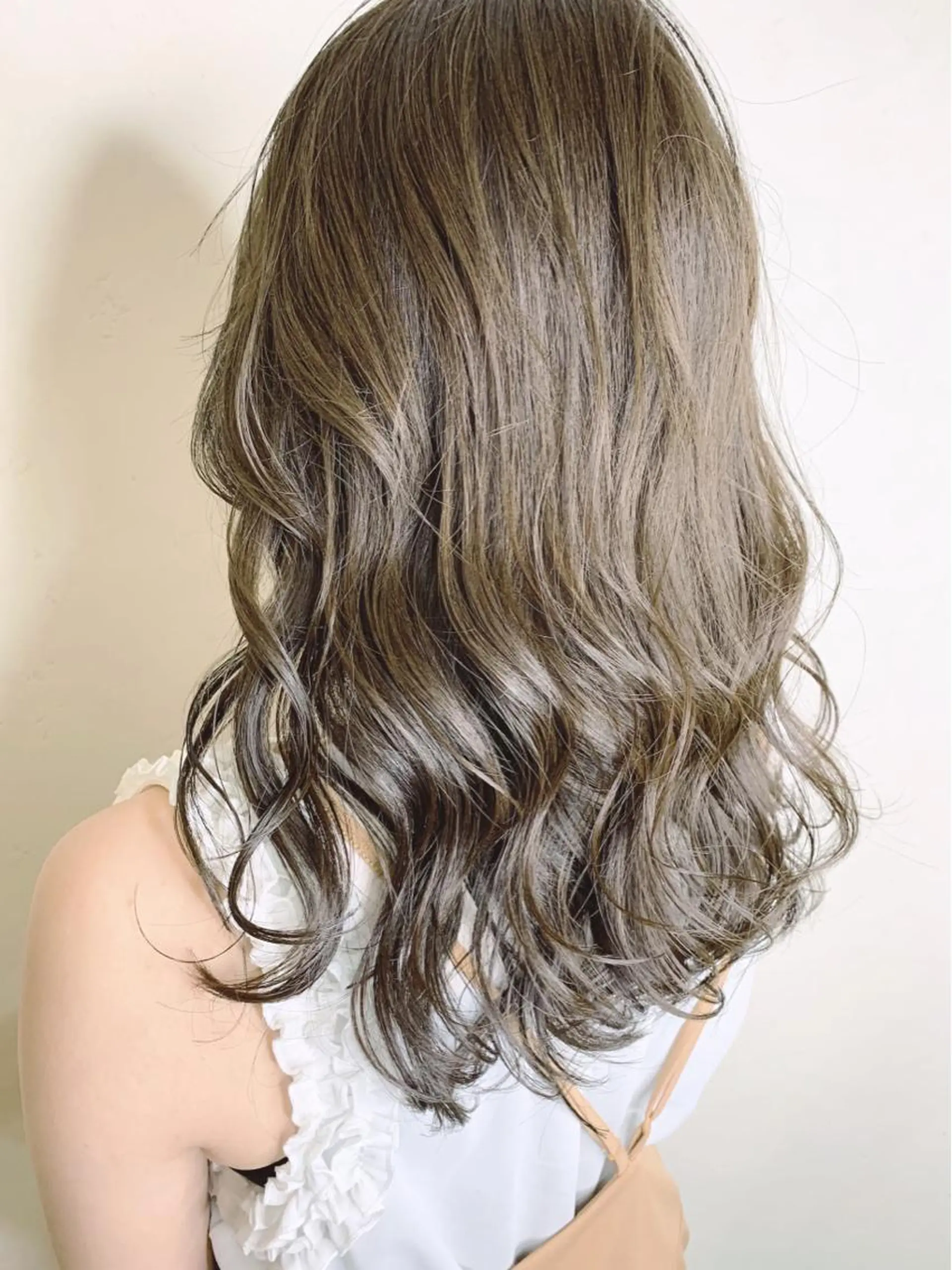 セミロング カラー パーマ ヘアアレンジ メンズ キッズ ネイル マツエク・マツパ メンズブリーチ メンズハイライト メンズインナーカラー メンズ韓国風 ブリーチ カット トリートメント ブリーチなしカラー 特化　　kaiのヘアスタイル