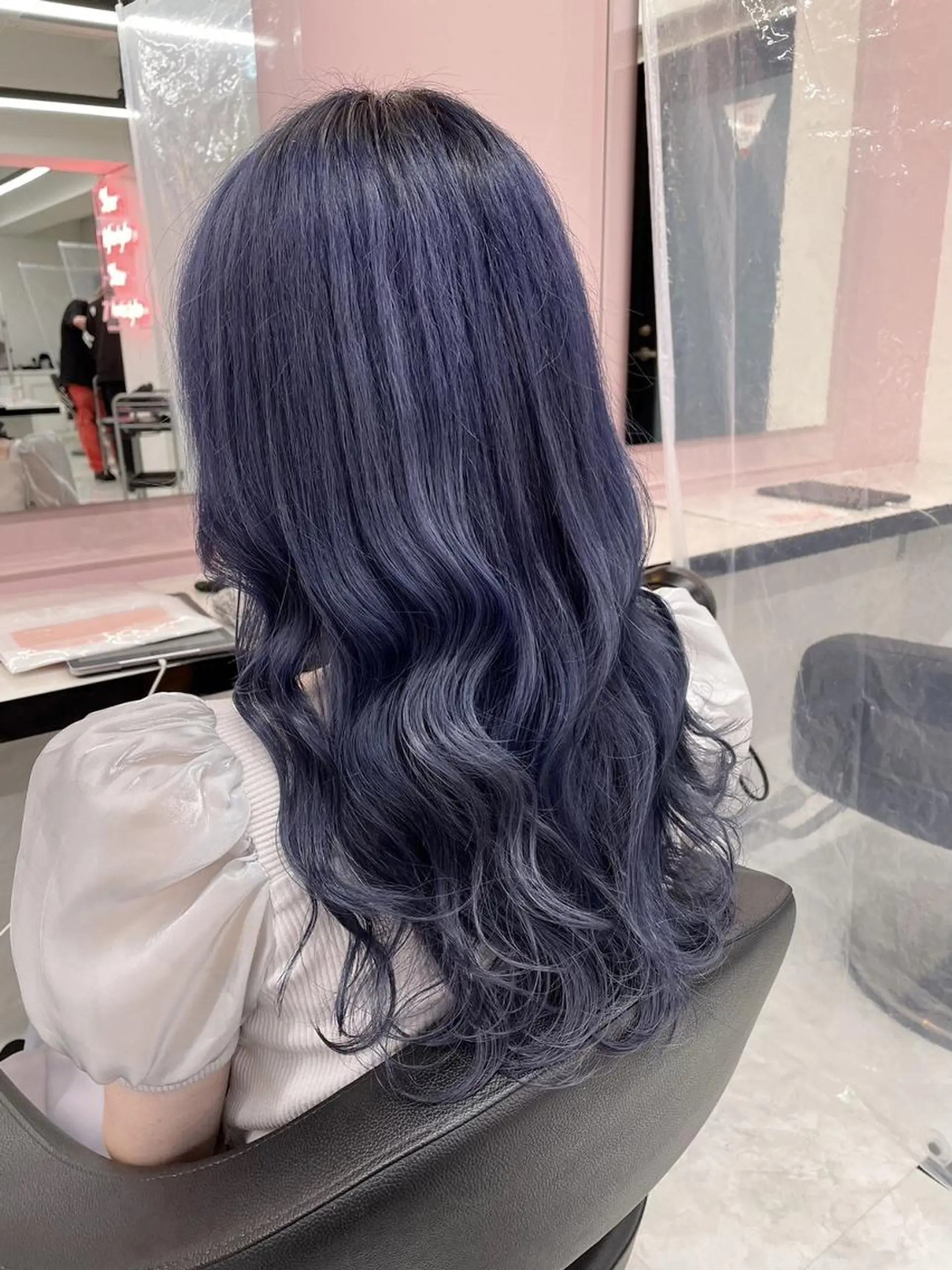 カラー ロング ヘアカラー 💙ハイトーン韓国風 色白ヘア💙manaのヘアスタイル