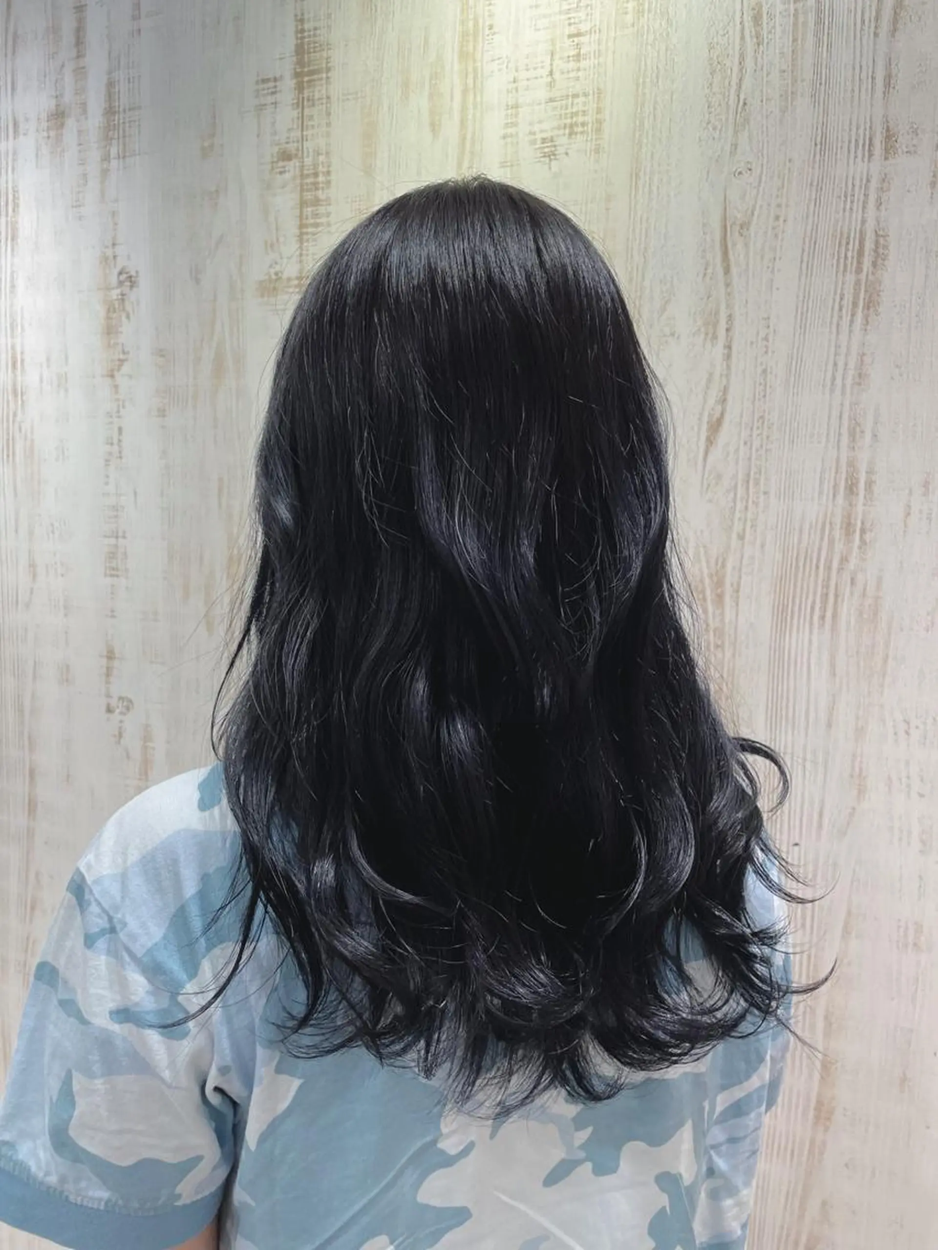 ミディアム カラー ブルーカラー ivy by CIEL 女性専用サロン【アイビーバイシエル】所属・nana 🌼のヘアスタイル