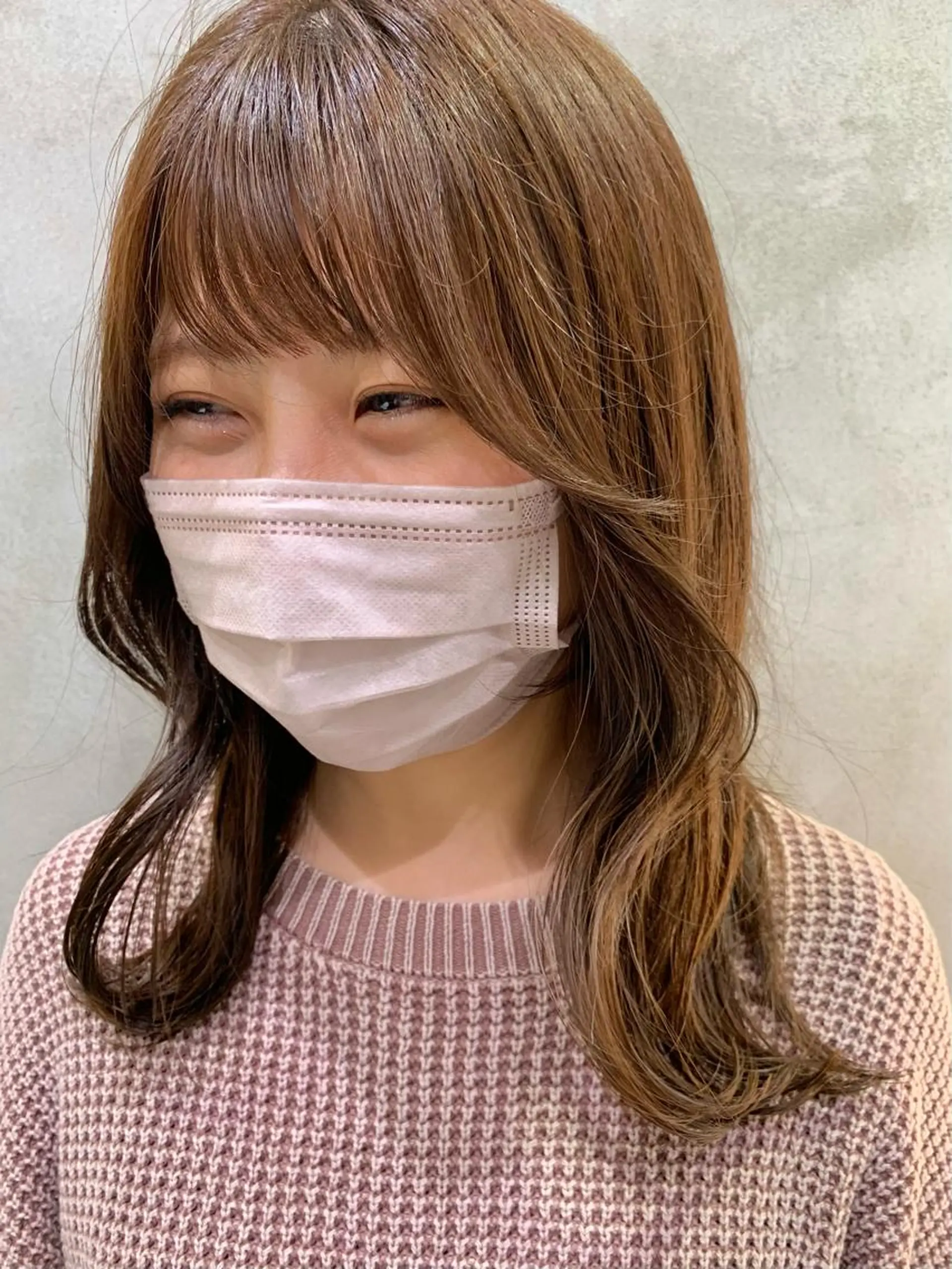 ミディアム カラー ベージュカラー ペールベージュ 顔まわりレイヤー 韓国風ヘア レイヤーカット ✨髪質改善/レイヤー ✨川合佑哉のヘアスタイル