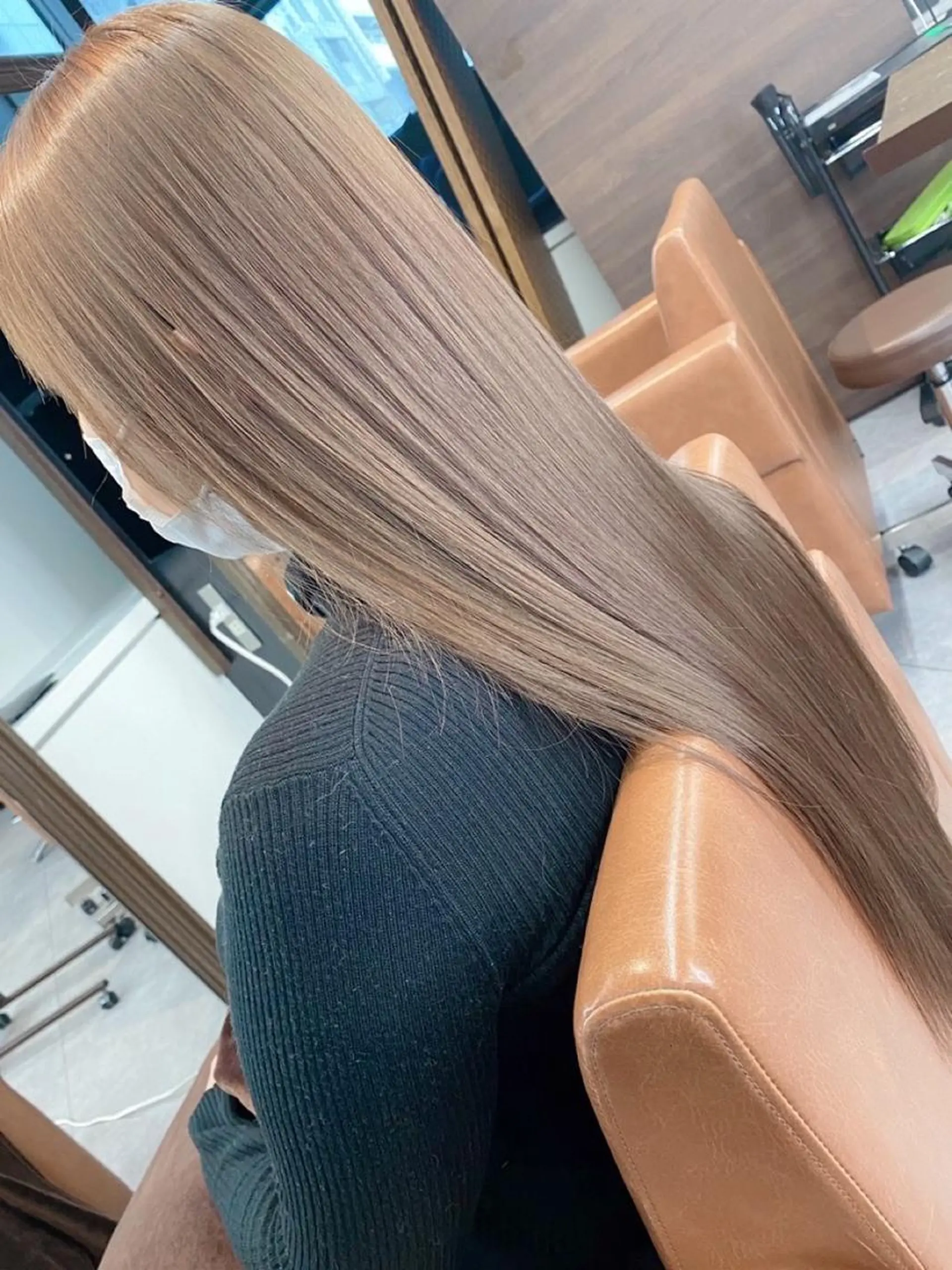 ロング カット ヘアカラー トリートメント 髪質改善美髪特化 ルイス奈良のヘアスタイル