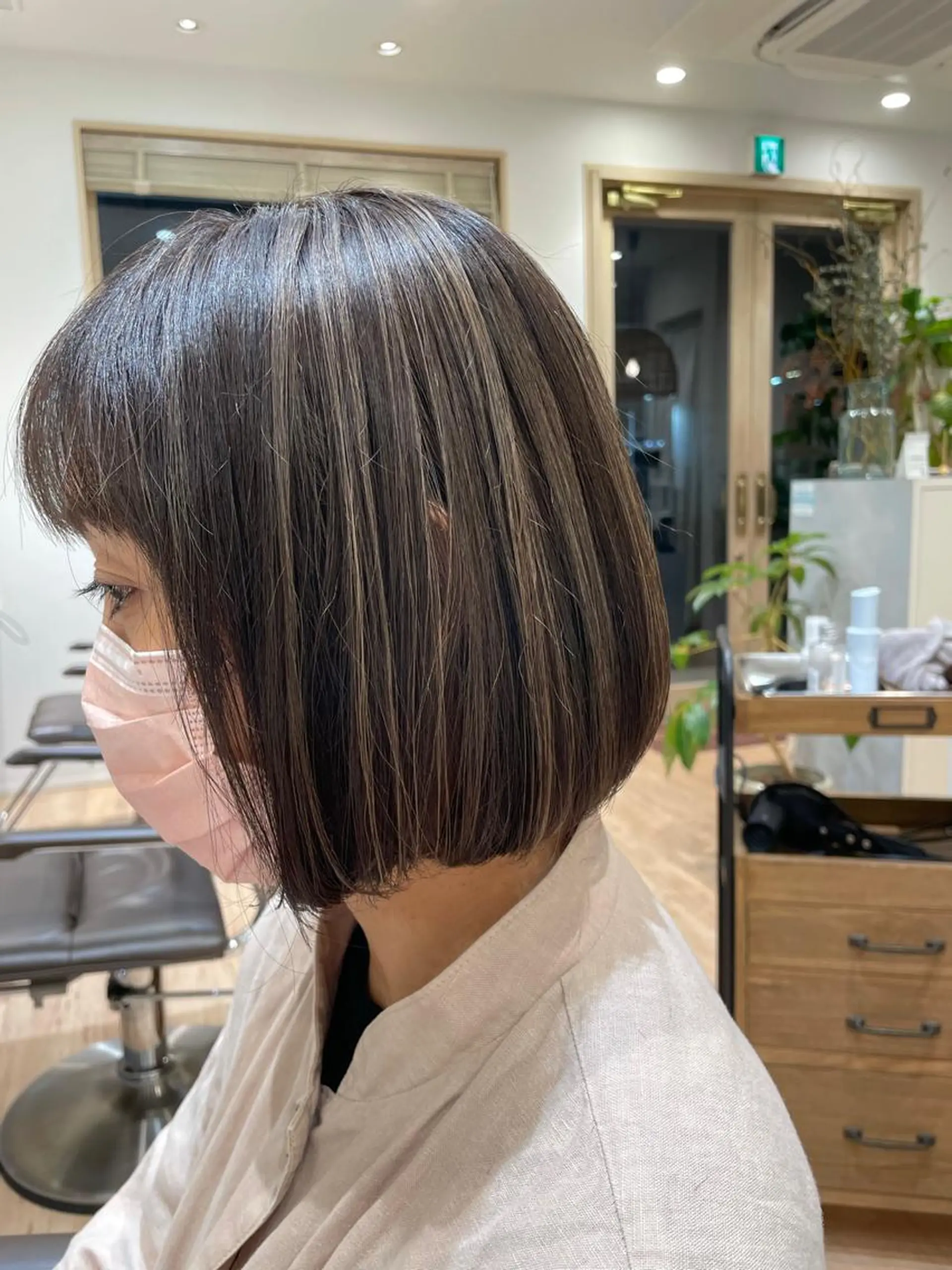 ミディアム カット ヘアカラー トリートメント 白髪ぼかしハイライト 💫ミネ　ヒロシのヘアスタイル