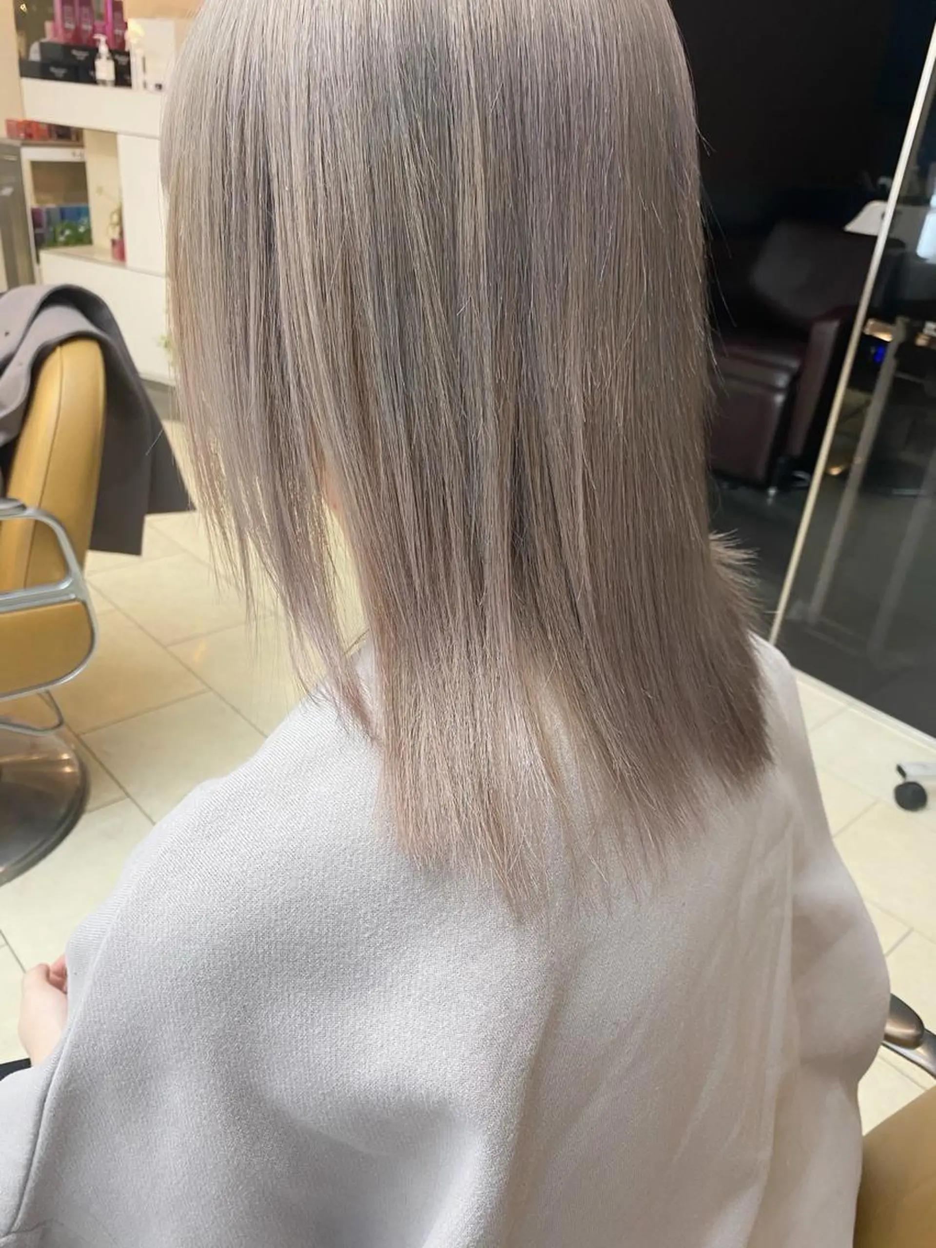 セミロング カラー ヘアカラー トリートメント レイヤー/ベージュ カラー/ハシモトのヘアスタイル