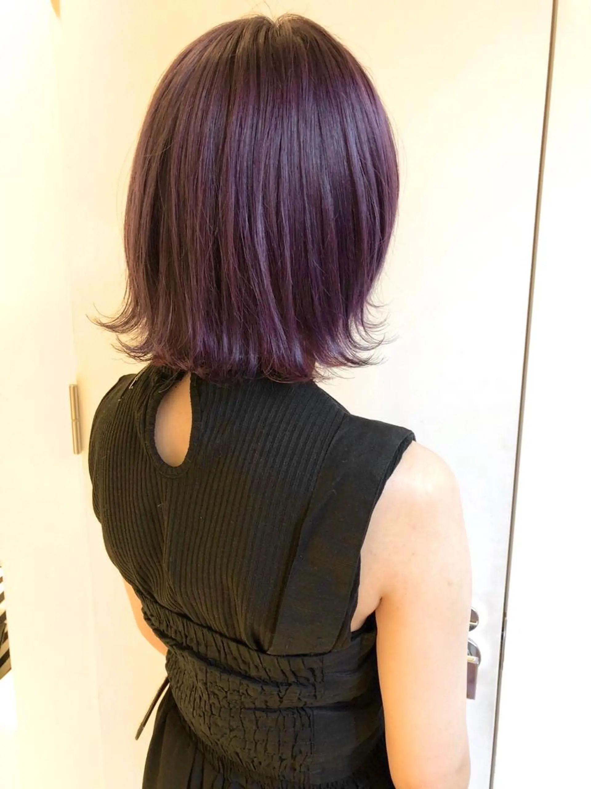 ミディアム カラー カシス 外ハネヘア カット ヘアカラー トリートメント GO TODAY  SHAiRE SALON岡山所属・Sana/ 耳ツボ/インナーのヘアスタイル