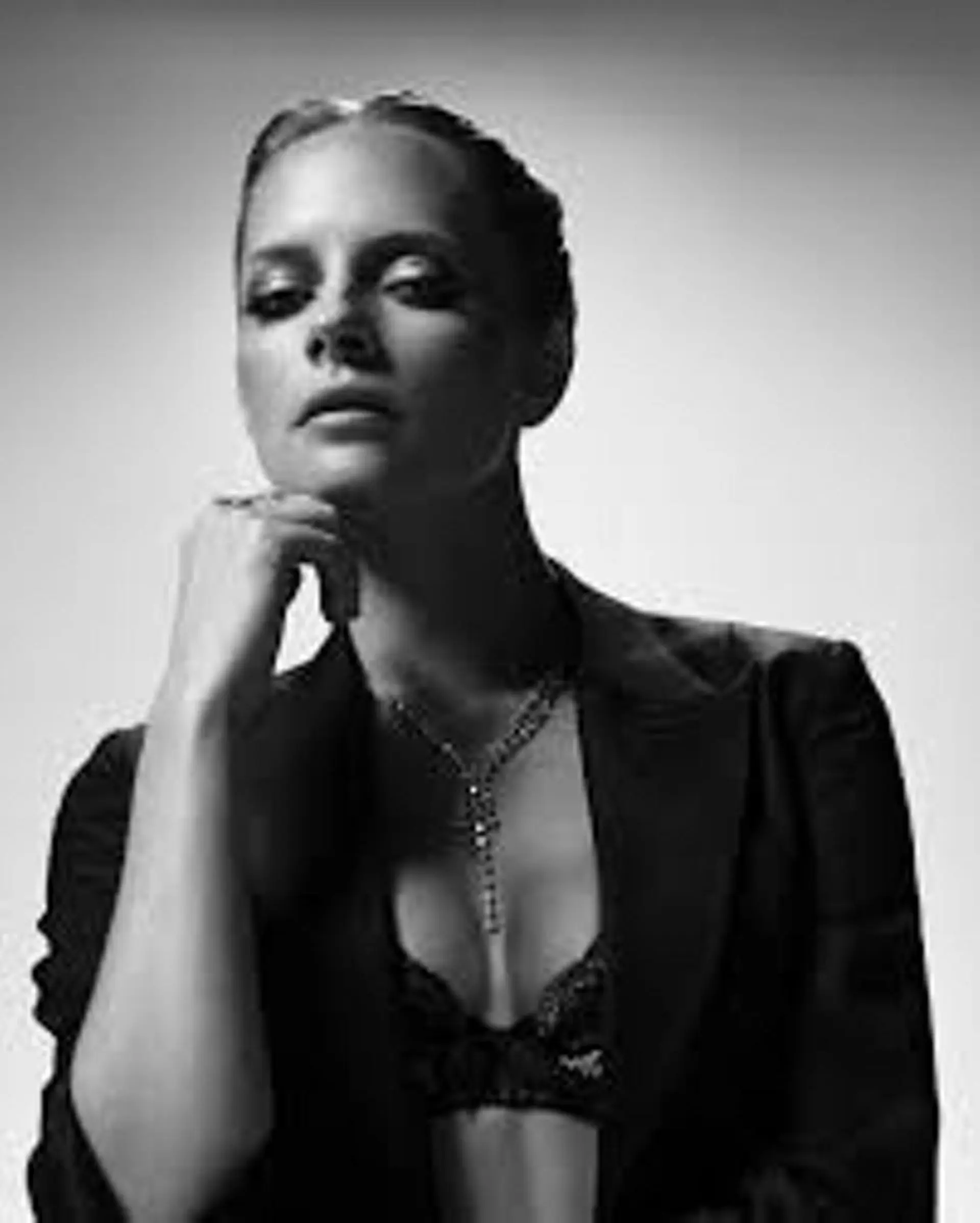 É LINDA所属・E LINDAのネイルデザイン