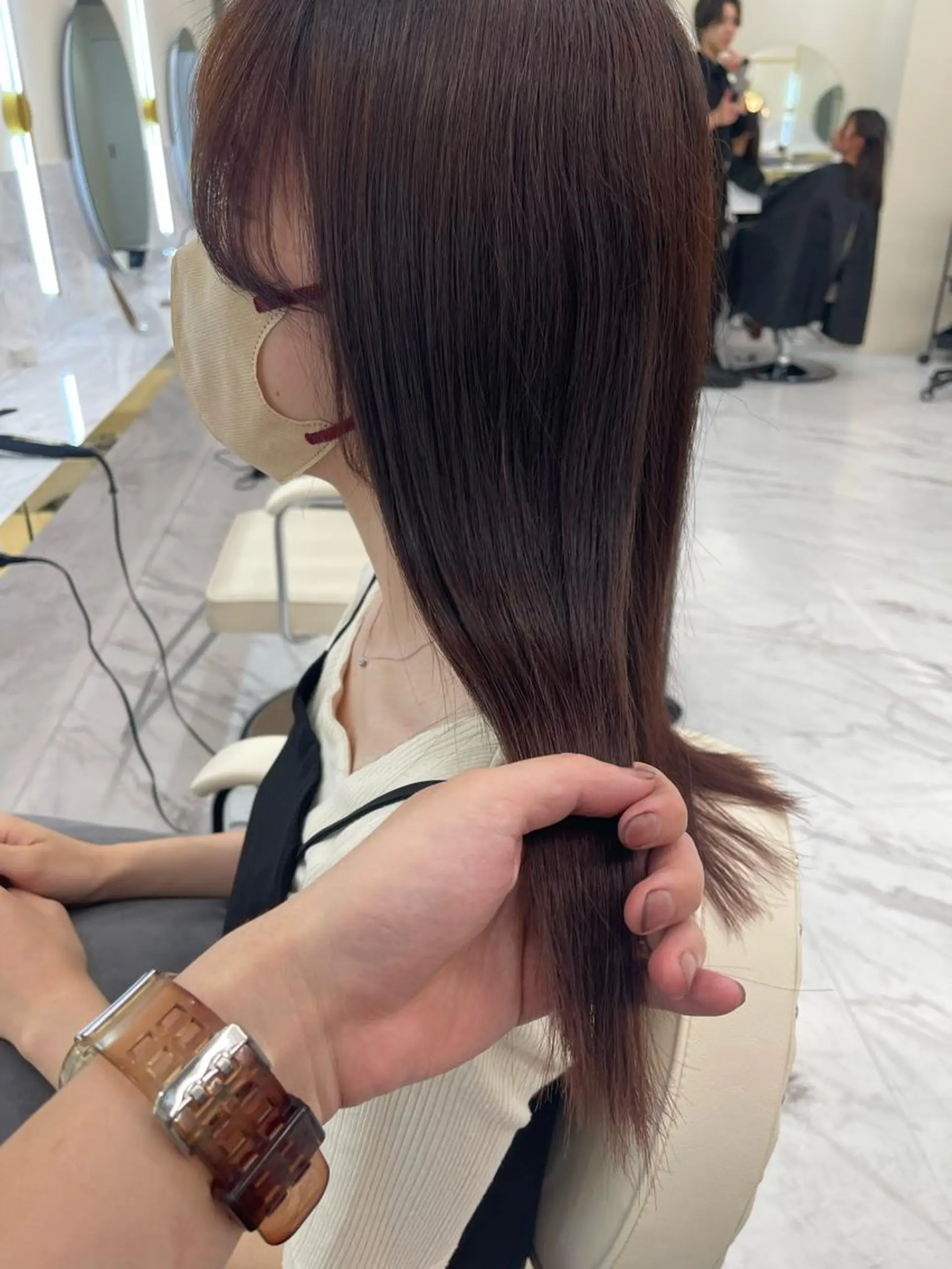 セミロング ヘアカラー トリートメント シンタニ ナオトのヘアスタイル