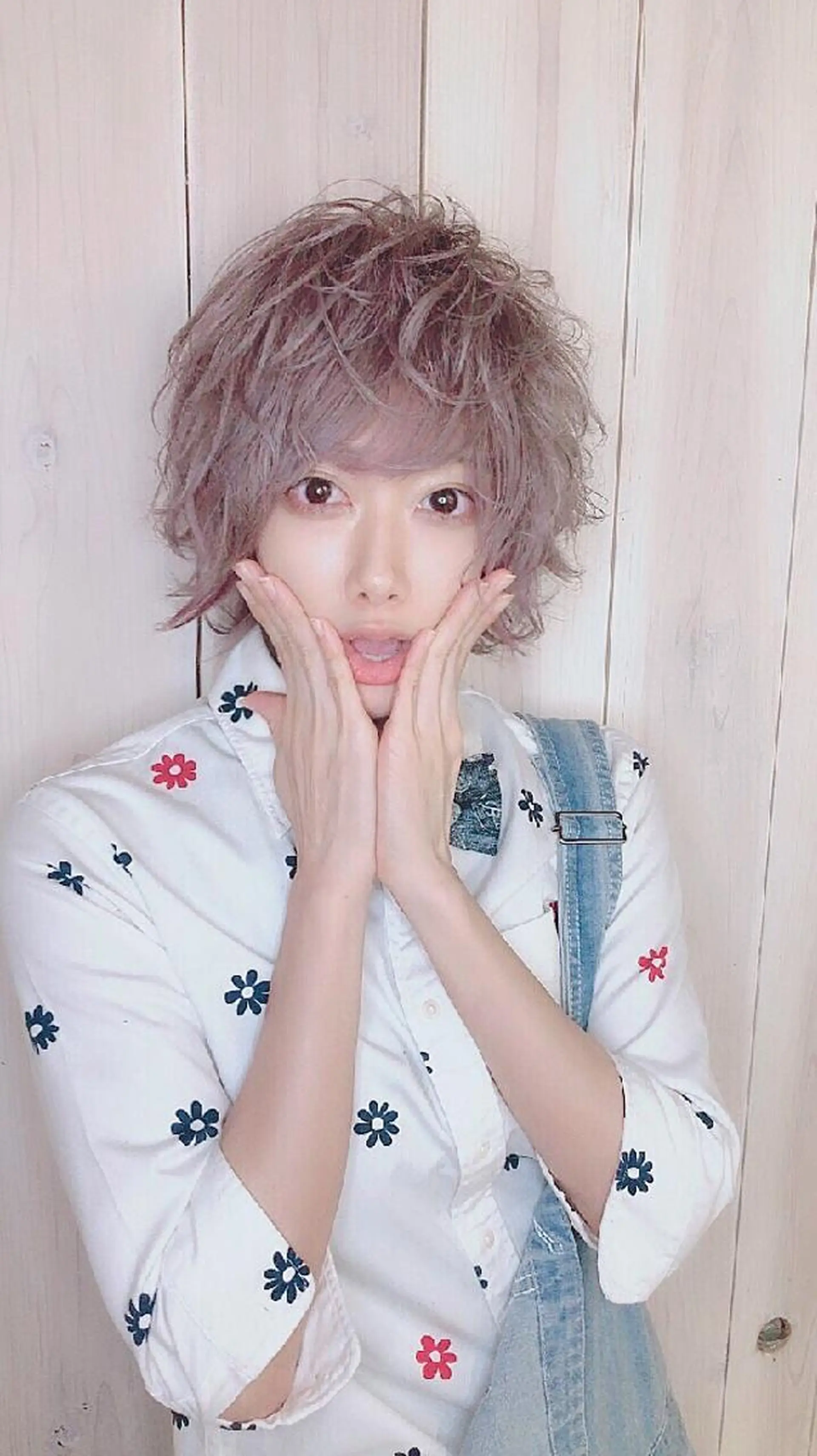 ミディアム カラー CORE所属・横部 絵美のヘアスタイル