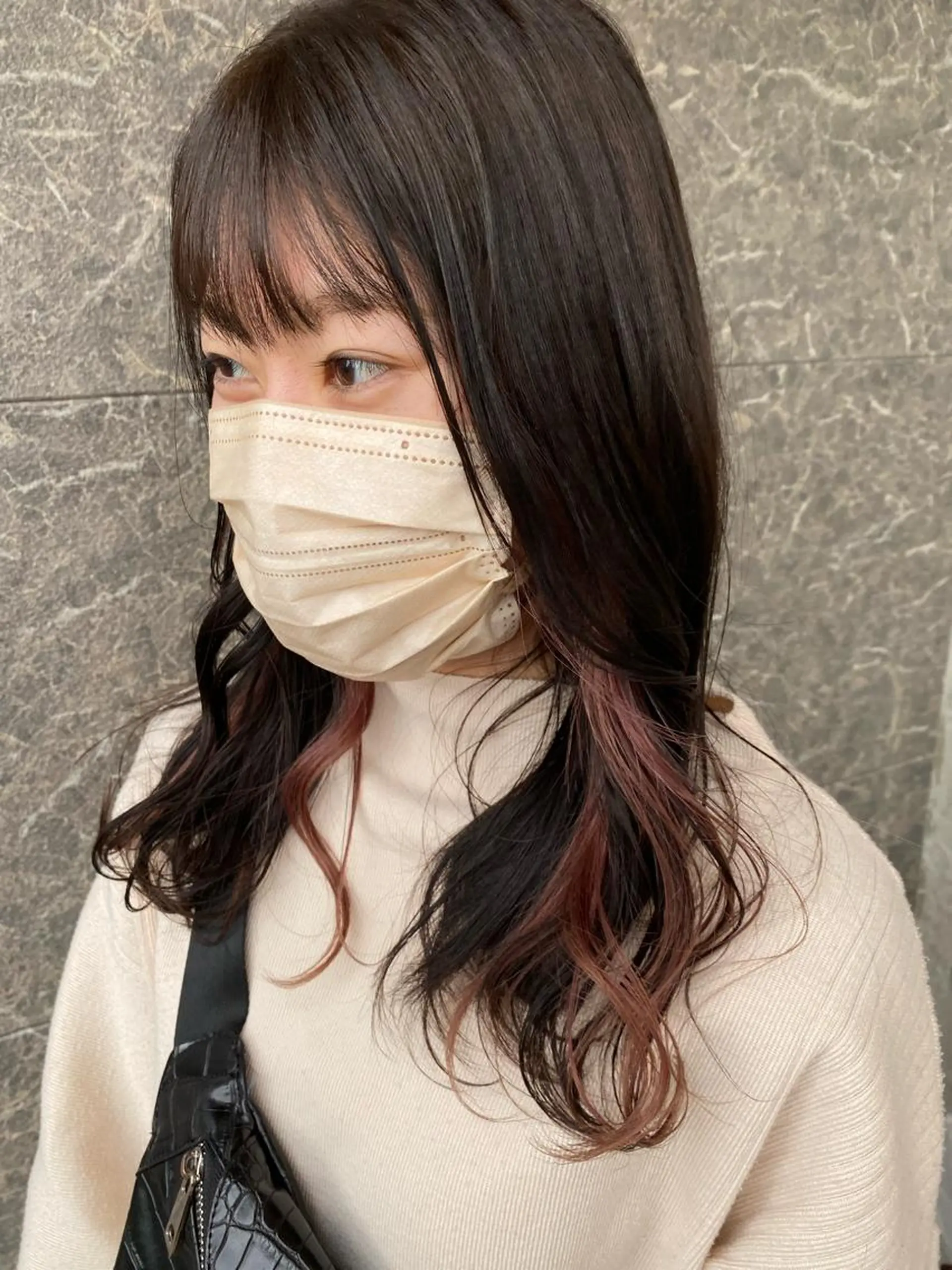 セミロング カラー 小畑 杏実のヘアスタイル