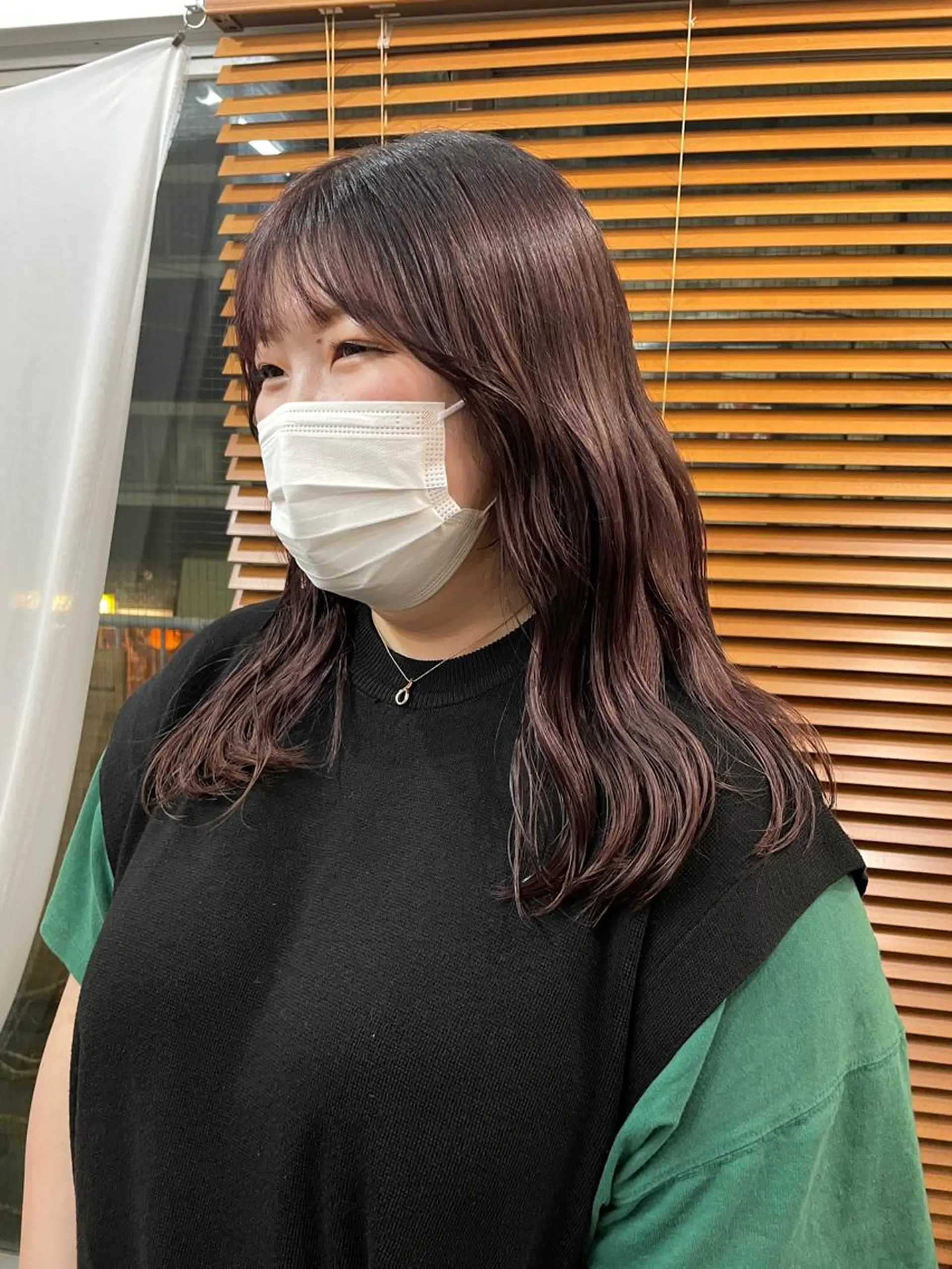 セミロング カラー silo所属・silo MOKA 顔周りカット🦦のヘアスタイル