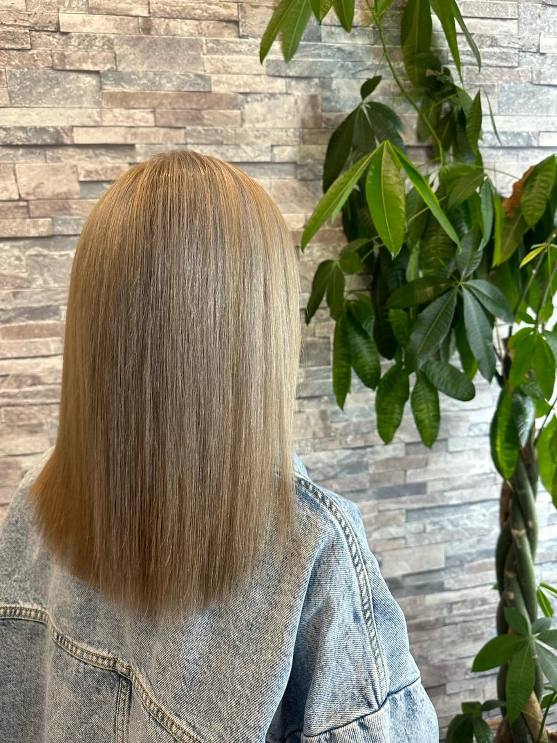 セミロング カラー ベージュカラー 🫧アレンジ･韓国 パーマmaica🫧のヘアスタイル