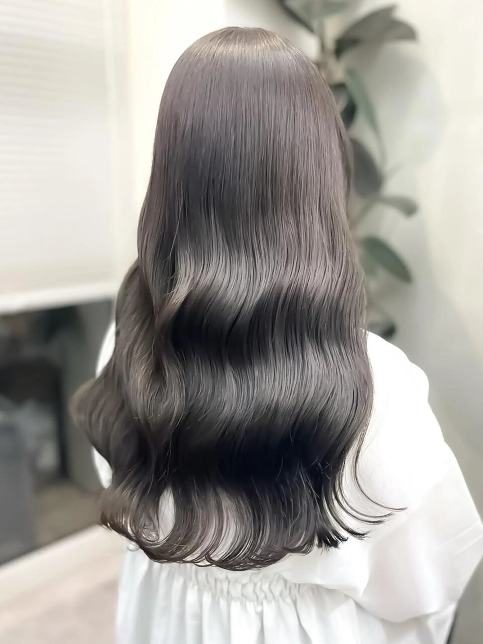 ロング 髪質改善 トリートメント 透明感艶カラー🩶 韓国レイヤー🩶結華のヘアスタイル