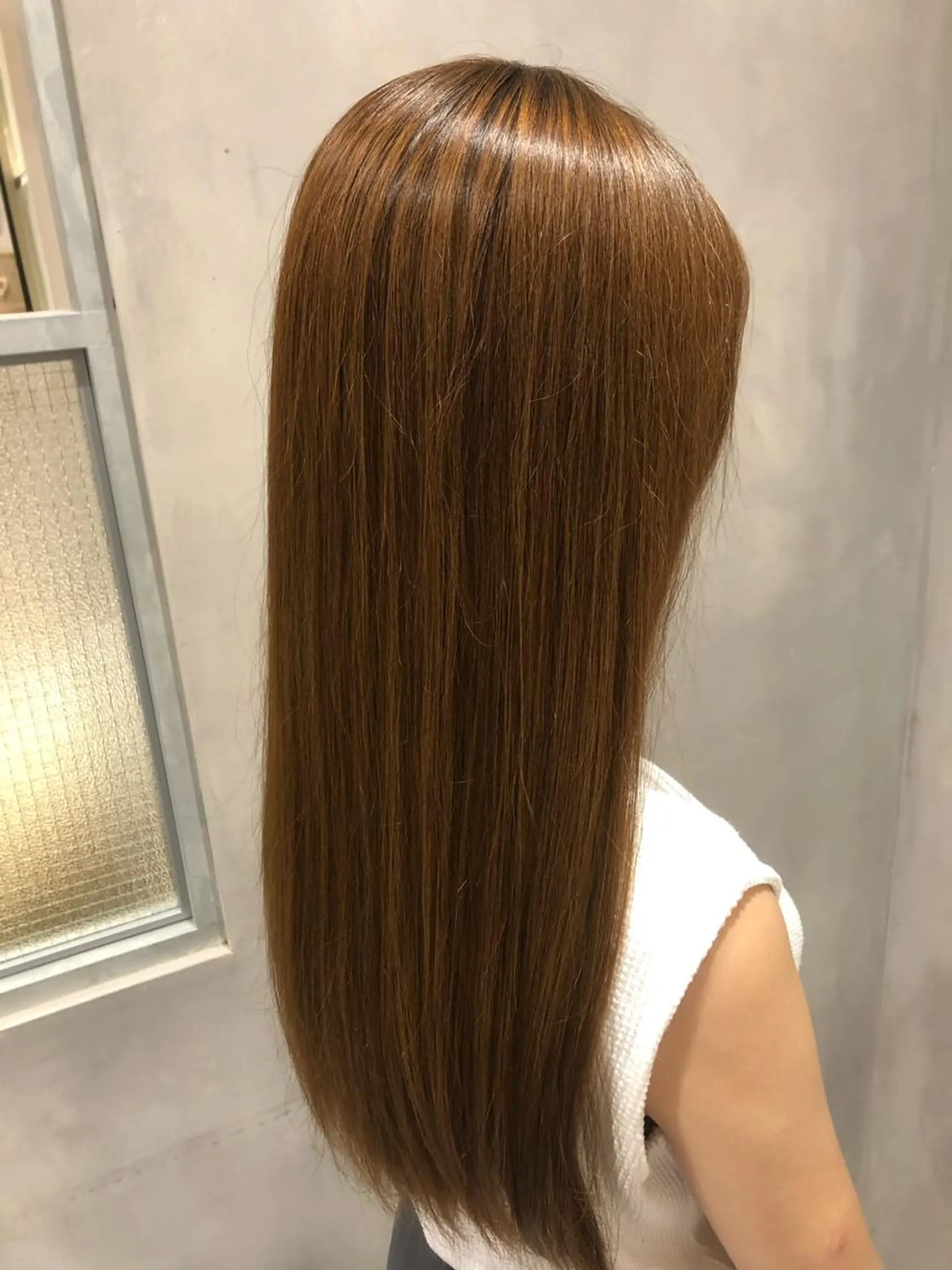 ロング カラー ハイダメージ毛 縮毛矯正のヘアスタイル