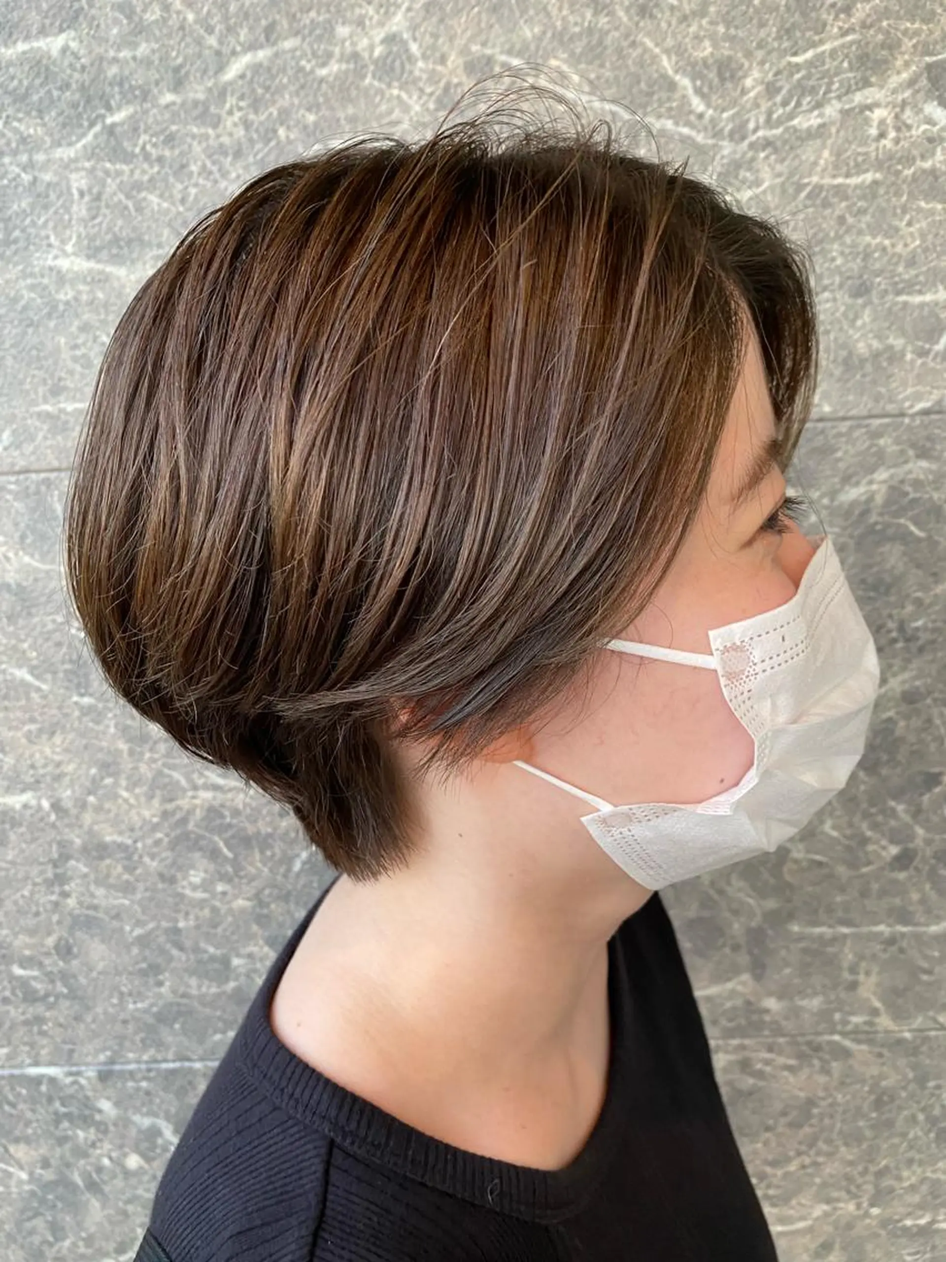 ショート カラー アッシュ アッシュブラウン ブラウンカラー 小畑 杏実のヘアスタイル
