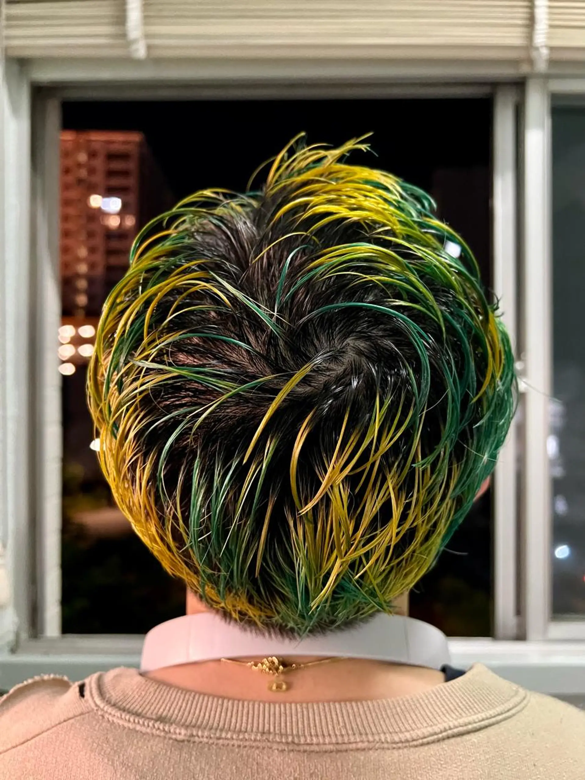 カラー メンズカット・パーマ eliasのヘアスタイル