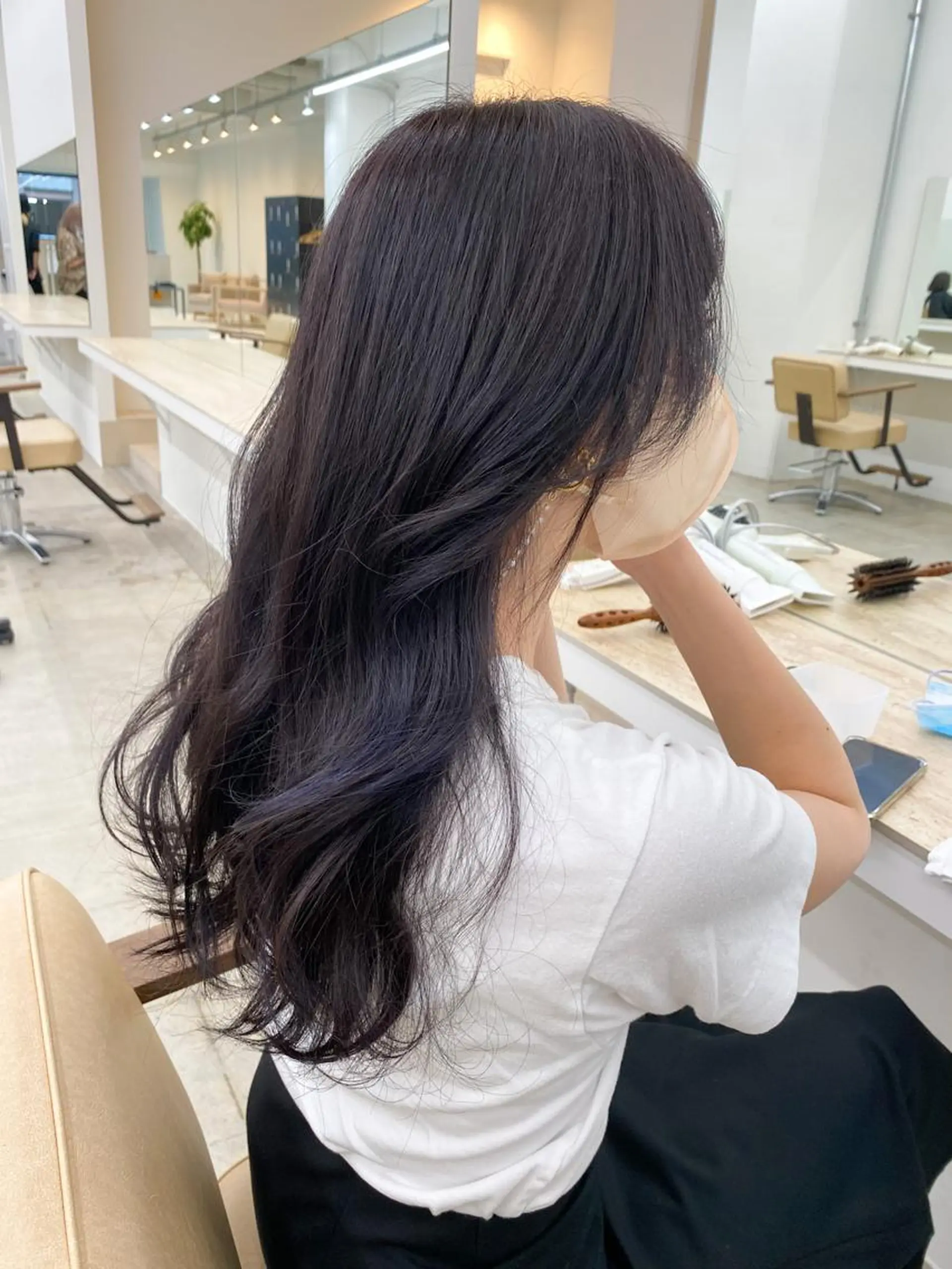 ロング カラー ラベンダーカラー ヘアカラー トリートメント 🌼透明感艶カラー オリーブ🌼河村咲のヘアスタイル