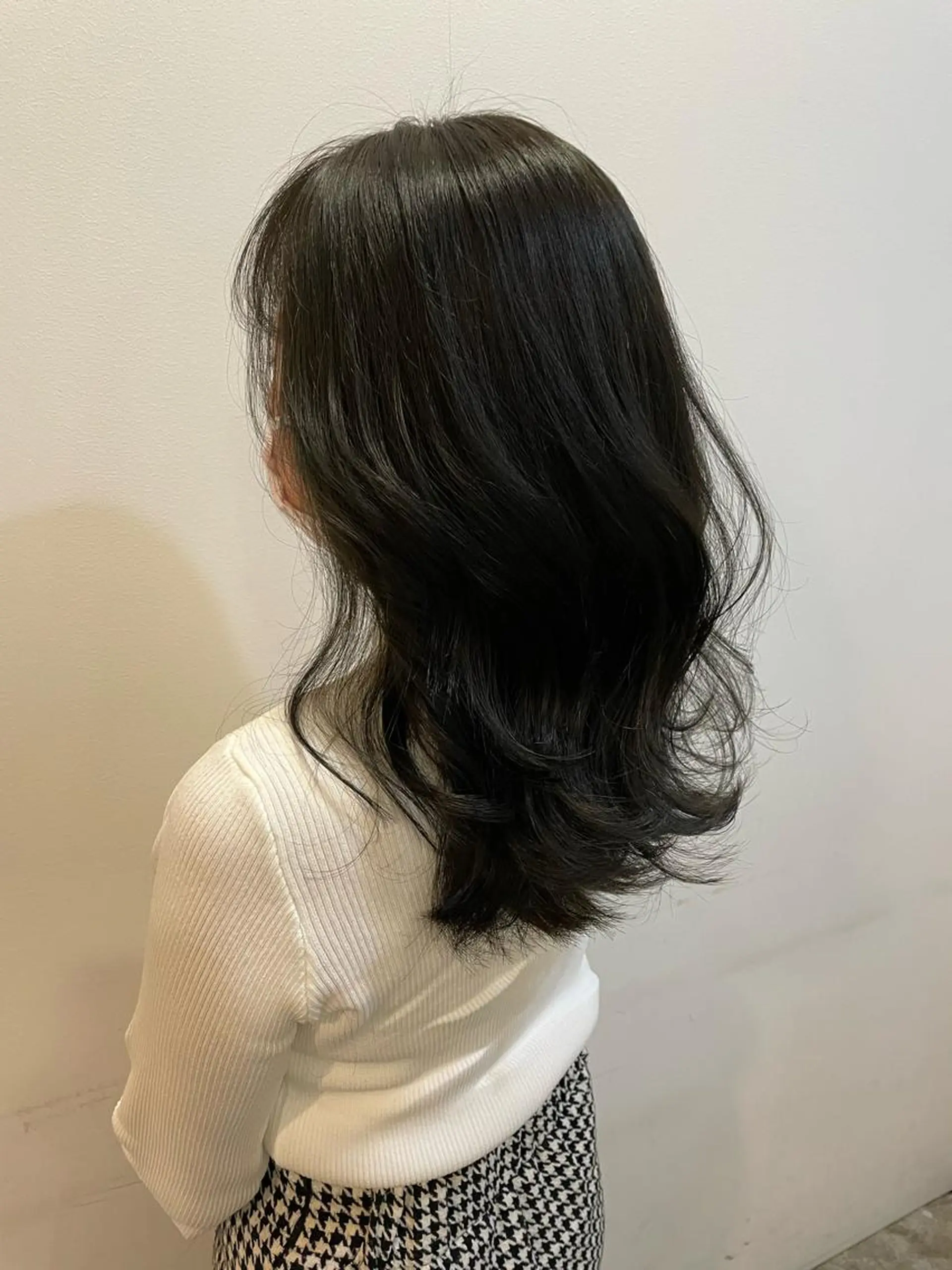 セミロング カラー カット ヘアカラー トリートメント 青山 早希🐾のヘアスタイル